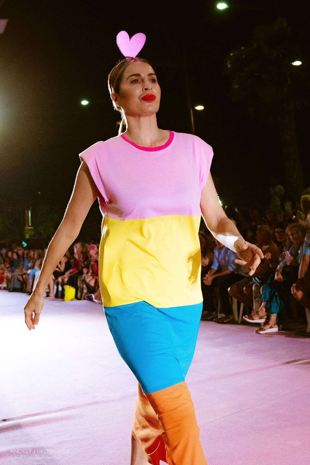 Reportaje del Fin de Semana de Torrevieja 2024 — Fotógrafo de Desfiles de Moda en España, Andrey Lukovnikov
