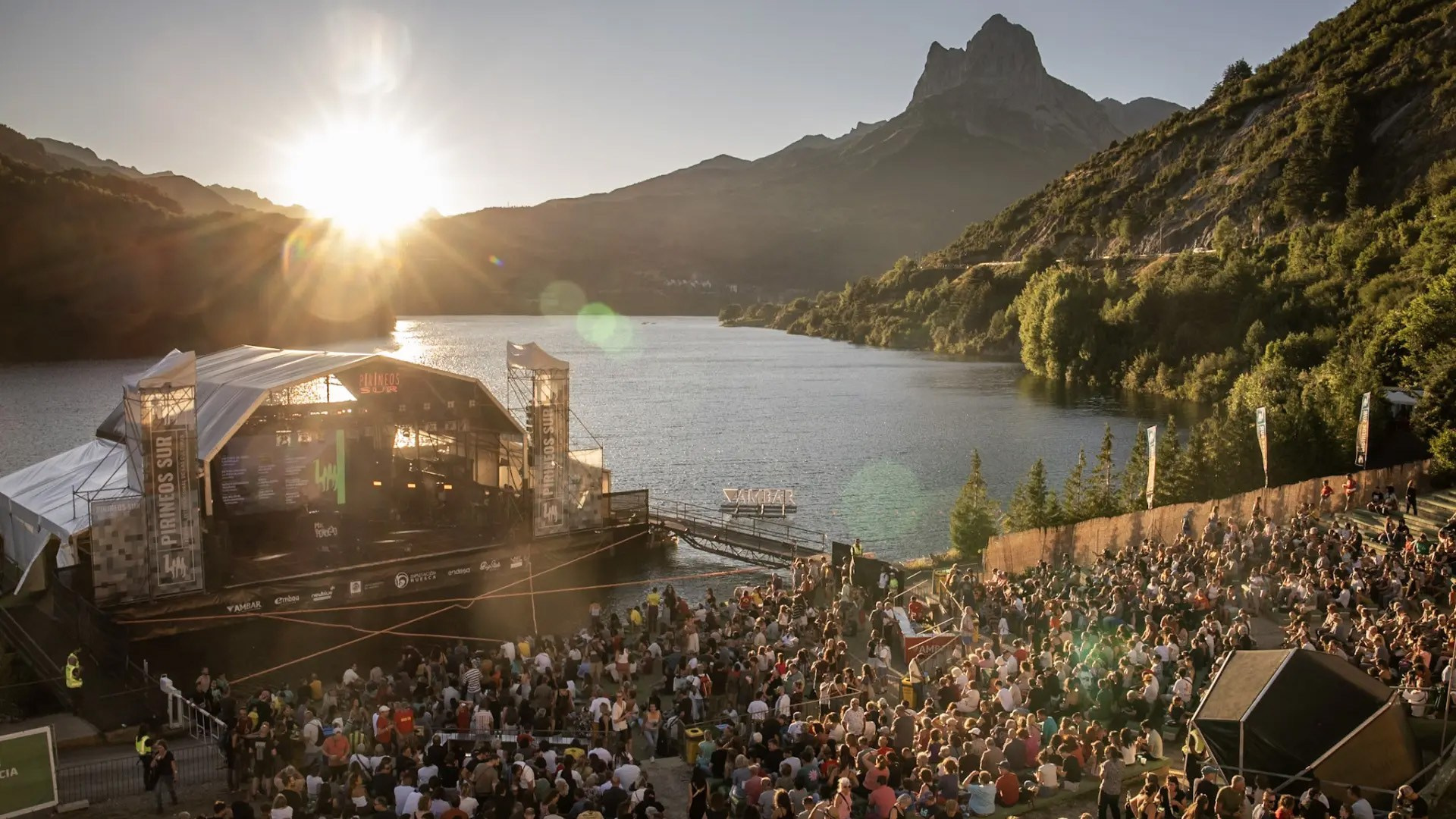 Pirineos Sur 2026 — международный музыкальный фестиваль на сцене Ланузы, Испания | FOTKAI