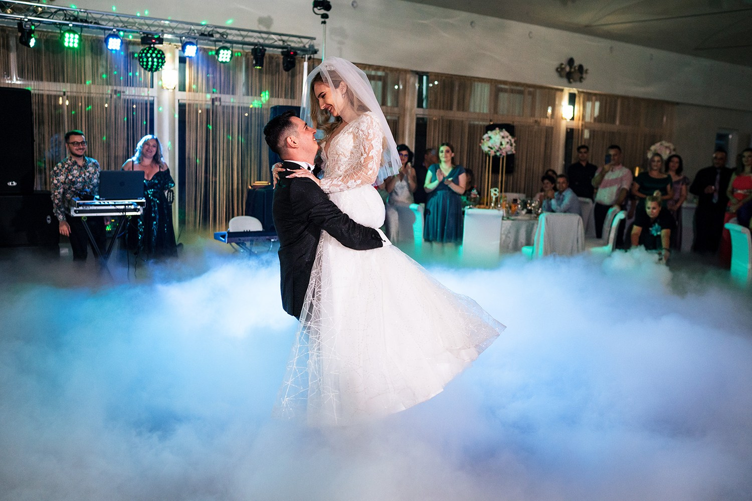 Georgiana & Gabriel. Acasă