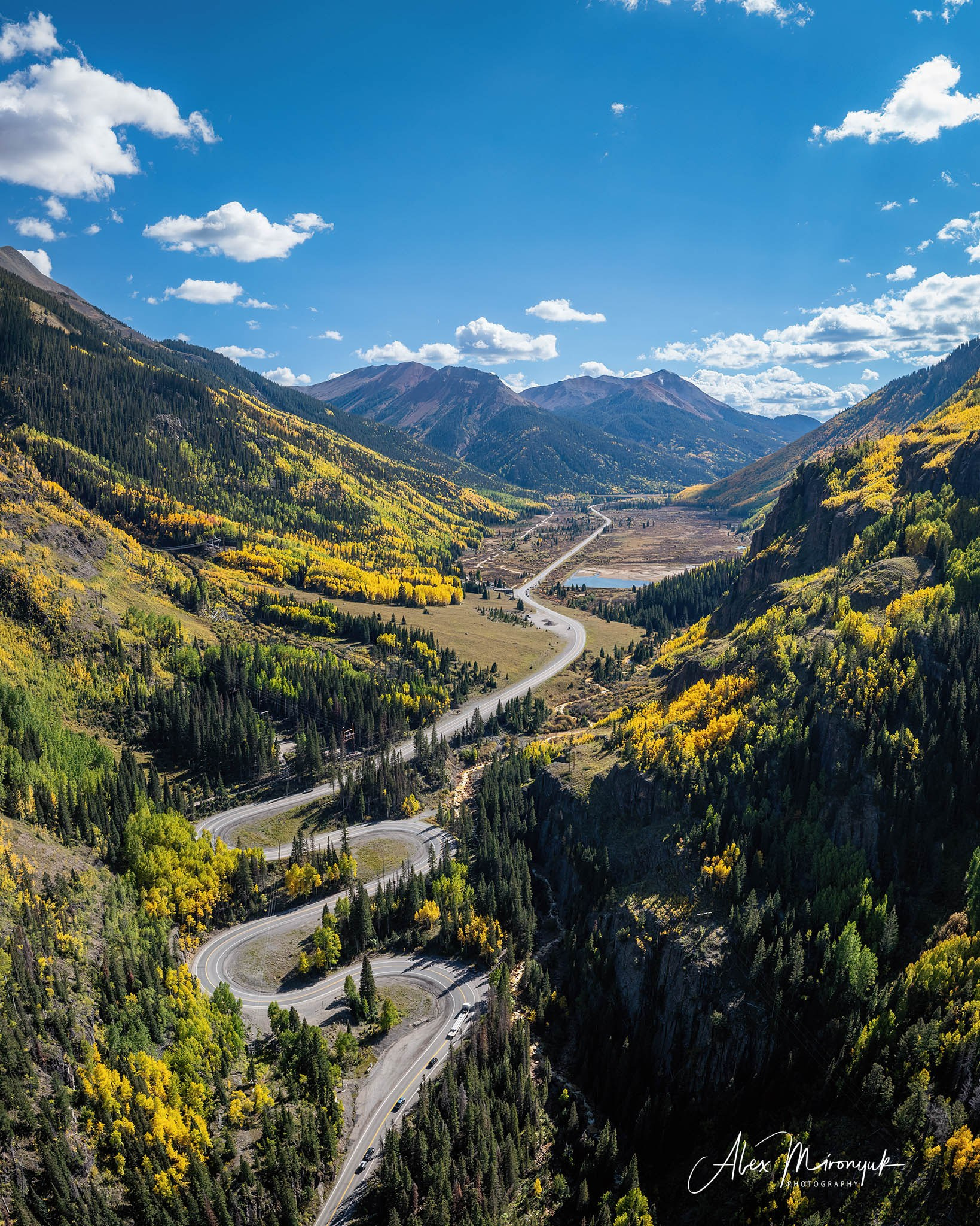 Fall Colors Of Colorado. Pet, Senior, Landscape, portrait studio, photographer in Miami and Sou
