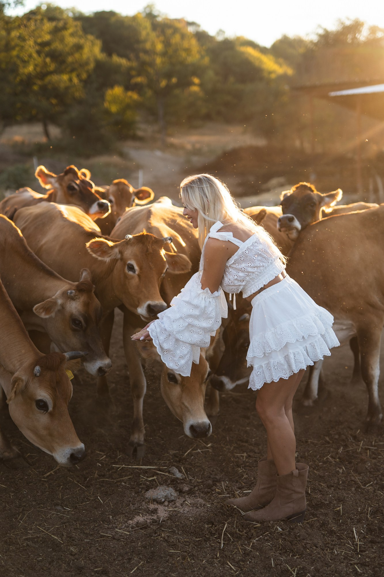 Виктория на ферме. Fotograf in Bulgarien Katerina Zubkova