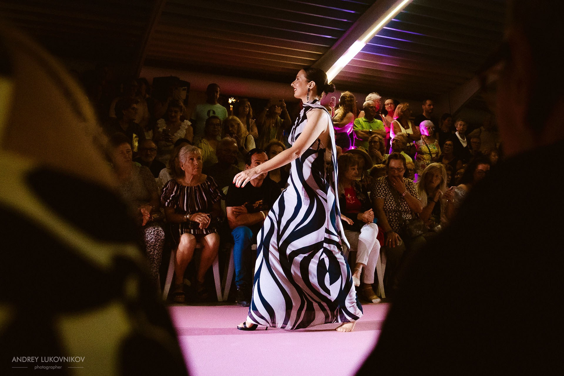 Reportaje del Fin de Semana de Torrevieja 2024 — Fotógrafo de Desfiles de Moda en España, Andrey Lukovnikov