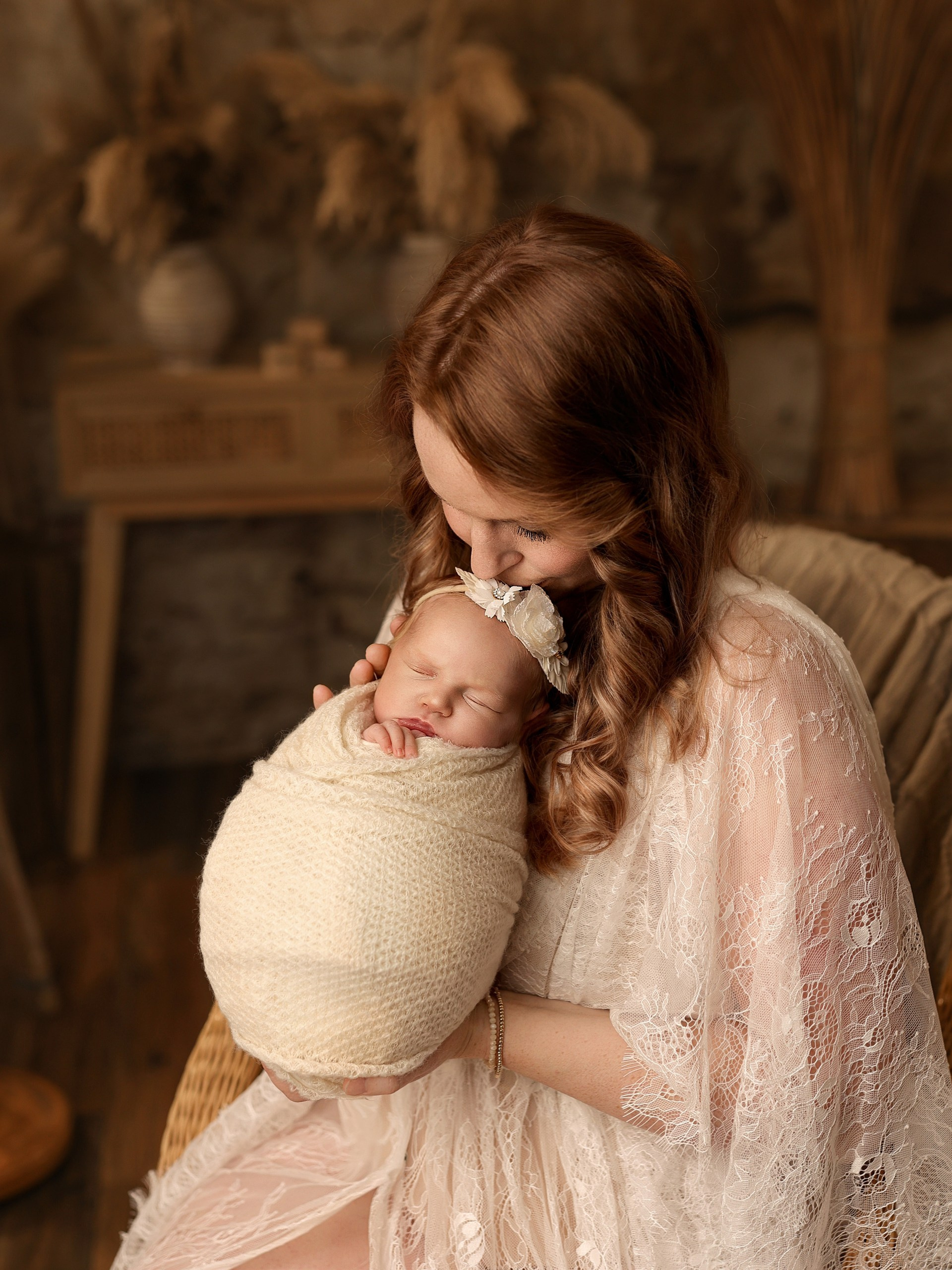 Newborn (Price). Familien- Fotografin in Marienhafe, Aurich, Emden, Norden, Leer