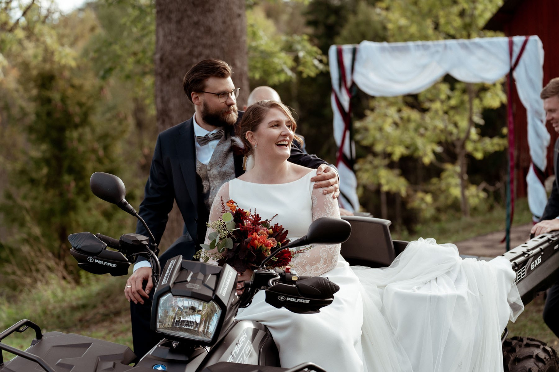 Marie & Christoffer. Bryllupsfotograf og videograf i Telemark og Vestfold