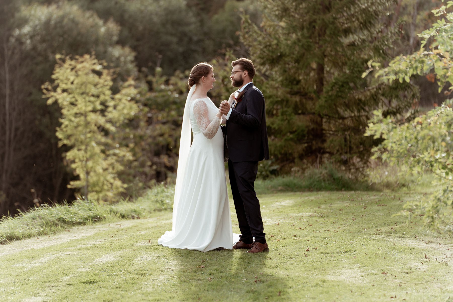 Marie & Christoffer. Bryllupsfotograf og videograf i Telemark og Vestfold