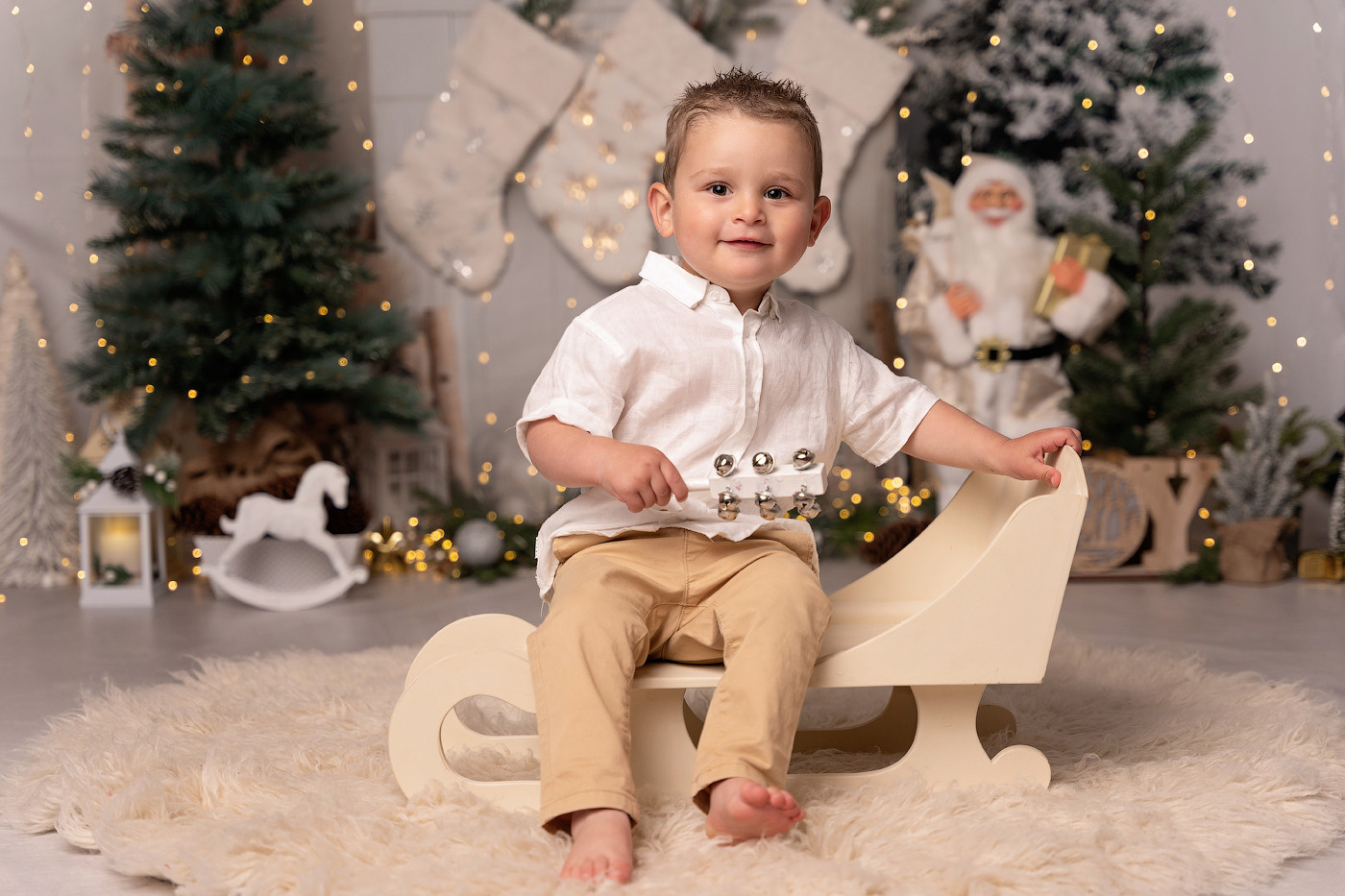 Christmas mini sessions 2025| Sydney. Newborn and family photographer. Hills District. Sydney