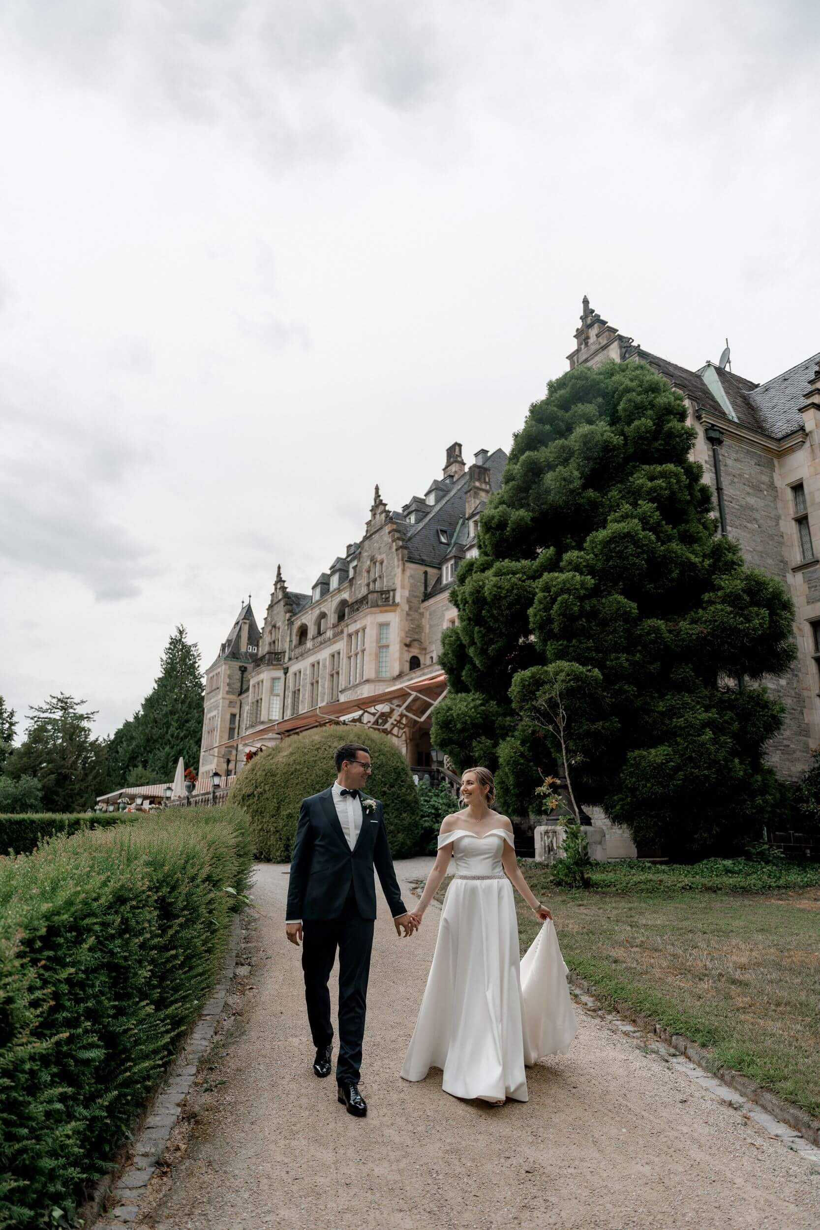 Civil Wedding at Schlosshotel Kronberg. Wedding photographer & videographer Frankfurt | Denis Mirosnik