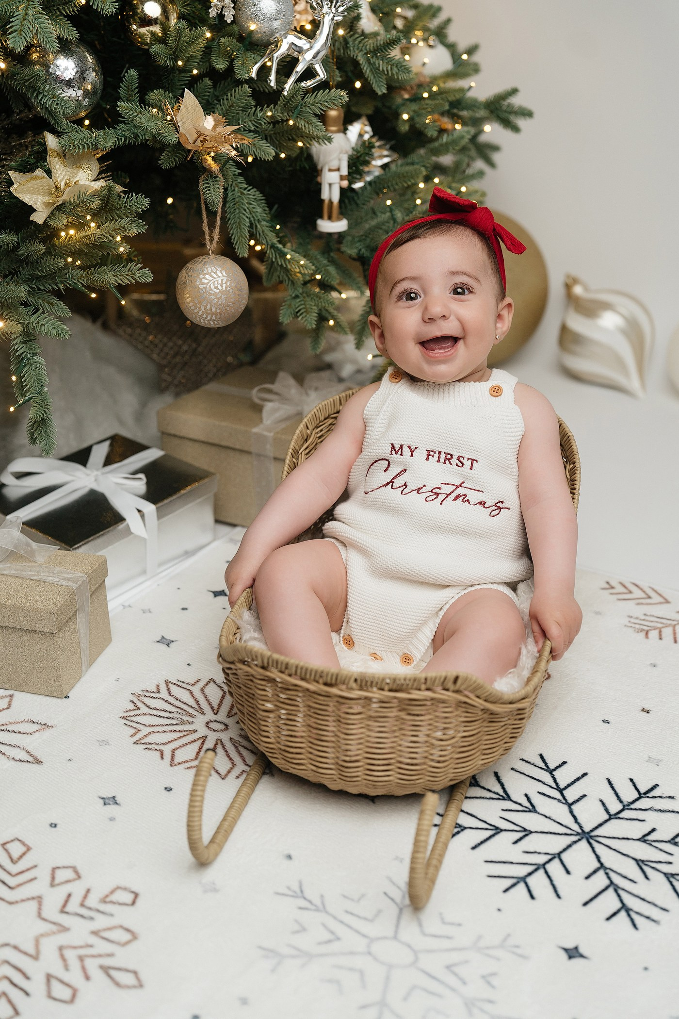 Christmas mini sessions 2025| Sydney. Newborn and family photographer. Hills District. Sydney