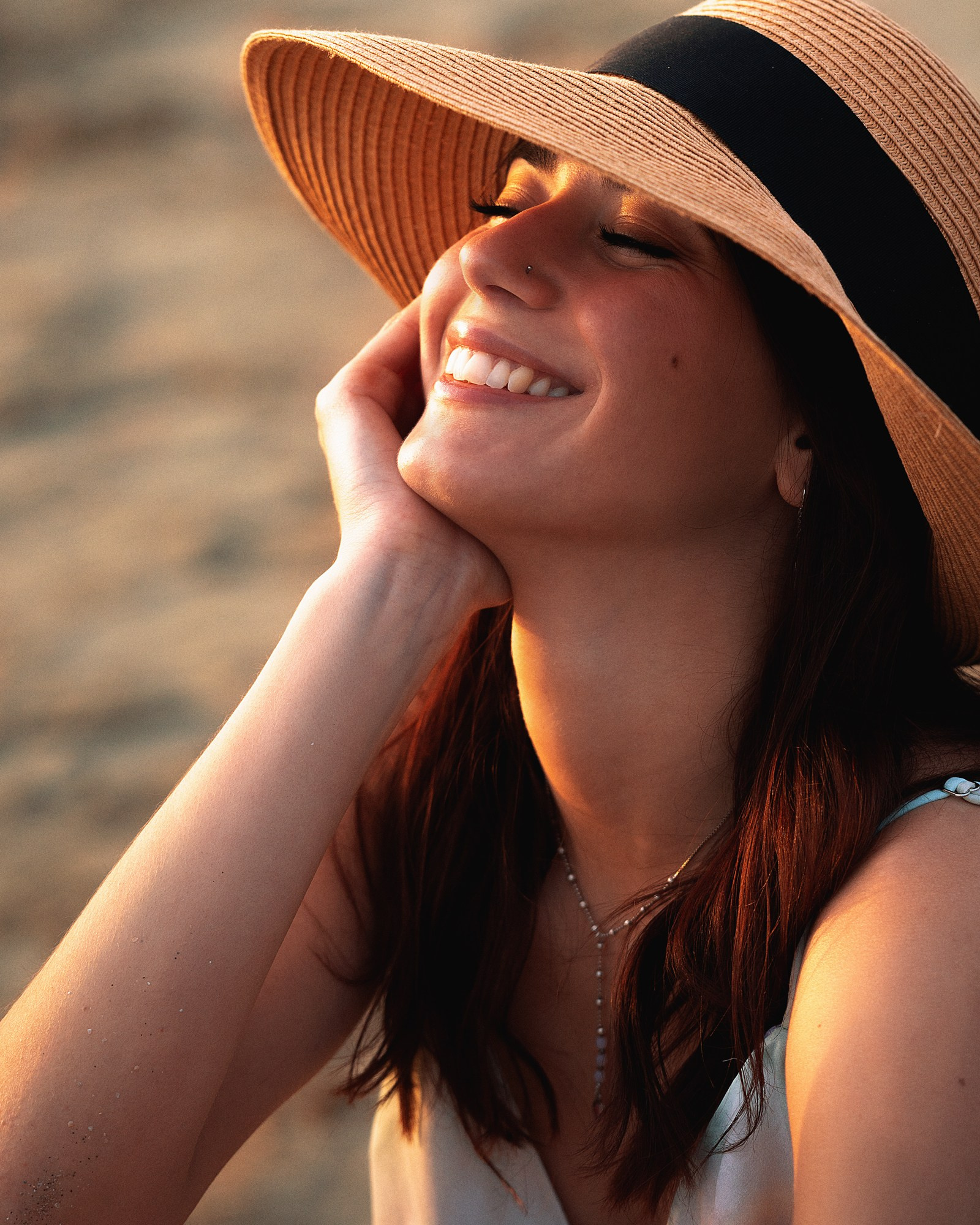 Фотосессия на пляже в Римини, море и рассвет в Италии. Профессиональные фотографии и незабываемые впечатления от съемки на побережье. Фотосессия на природе в Италии с Ольгой Фроловой — лучшим фотографом в Римини и округе. Прогулки на катере в Римини и Риччоне с фотографом и шкипером Ольгой Фроловой.