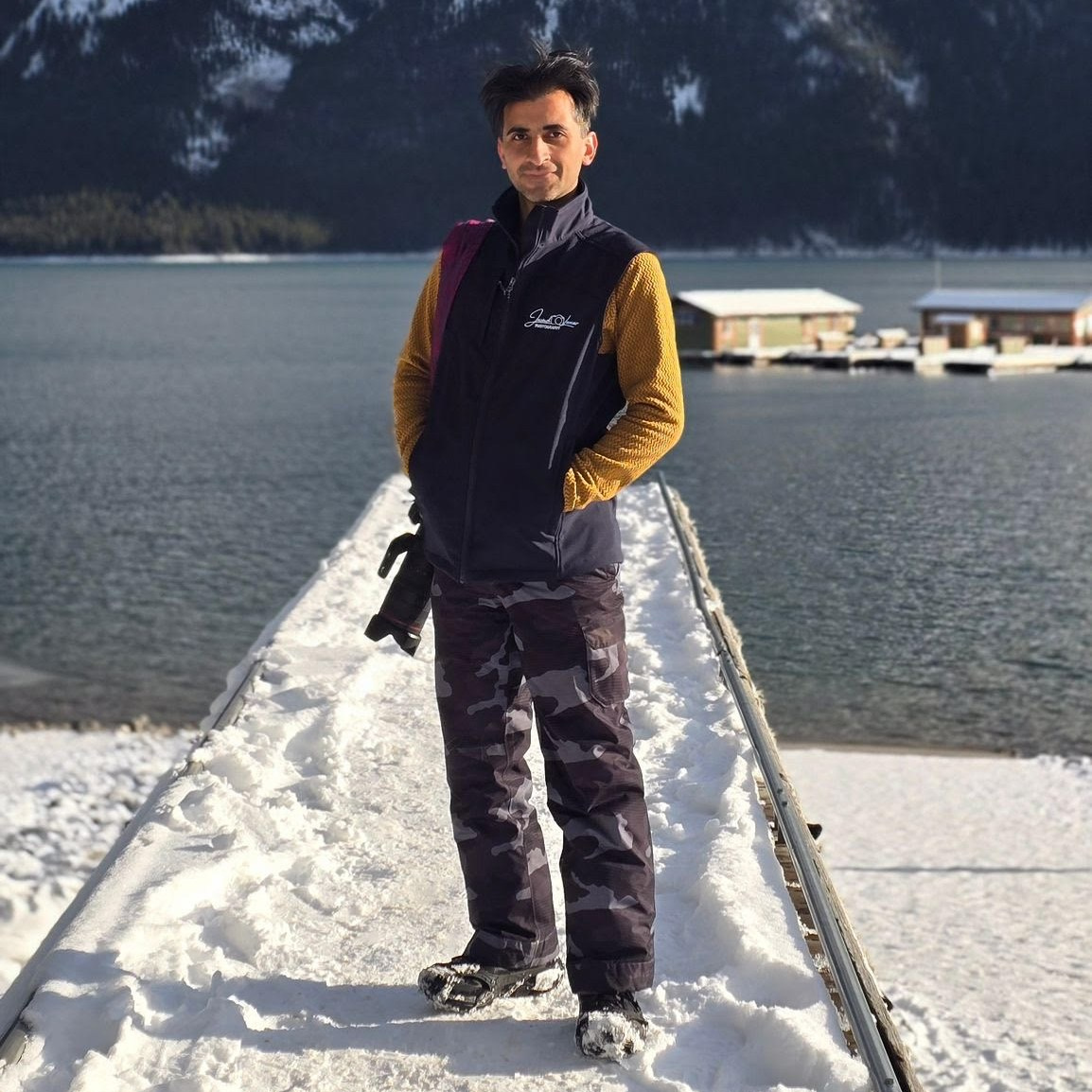 Qura Creative: The Visionaries Behind Styling, Photography, Fashion Direction & Visual Storytelling. Qura Creative — A Multidisciplinary Creative House for Styling, Fashion Direction, Photography & Visual Storytelling