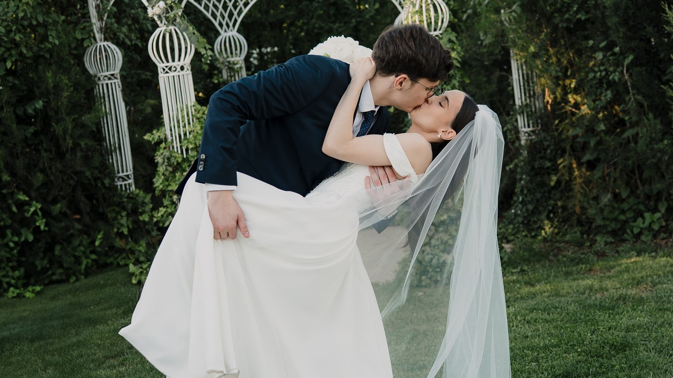 Visuals of Theodor — Wedding Photographer