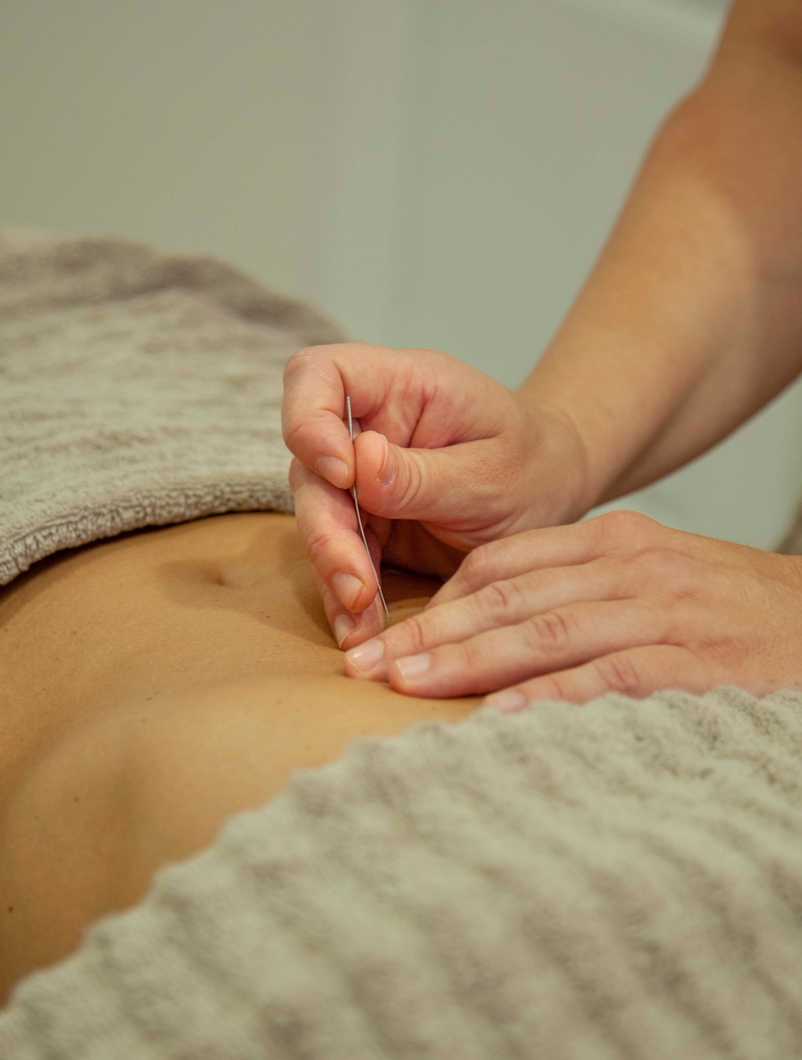 Reportage or business photoshoot for 1900 kroner, up to 1.5 hours. Includes consultation, location selection, route planning, author’s photo processing, retouching of 150 photos, and access to photos on a cloud drive.