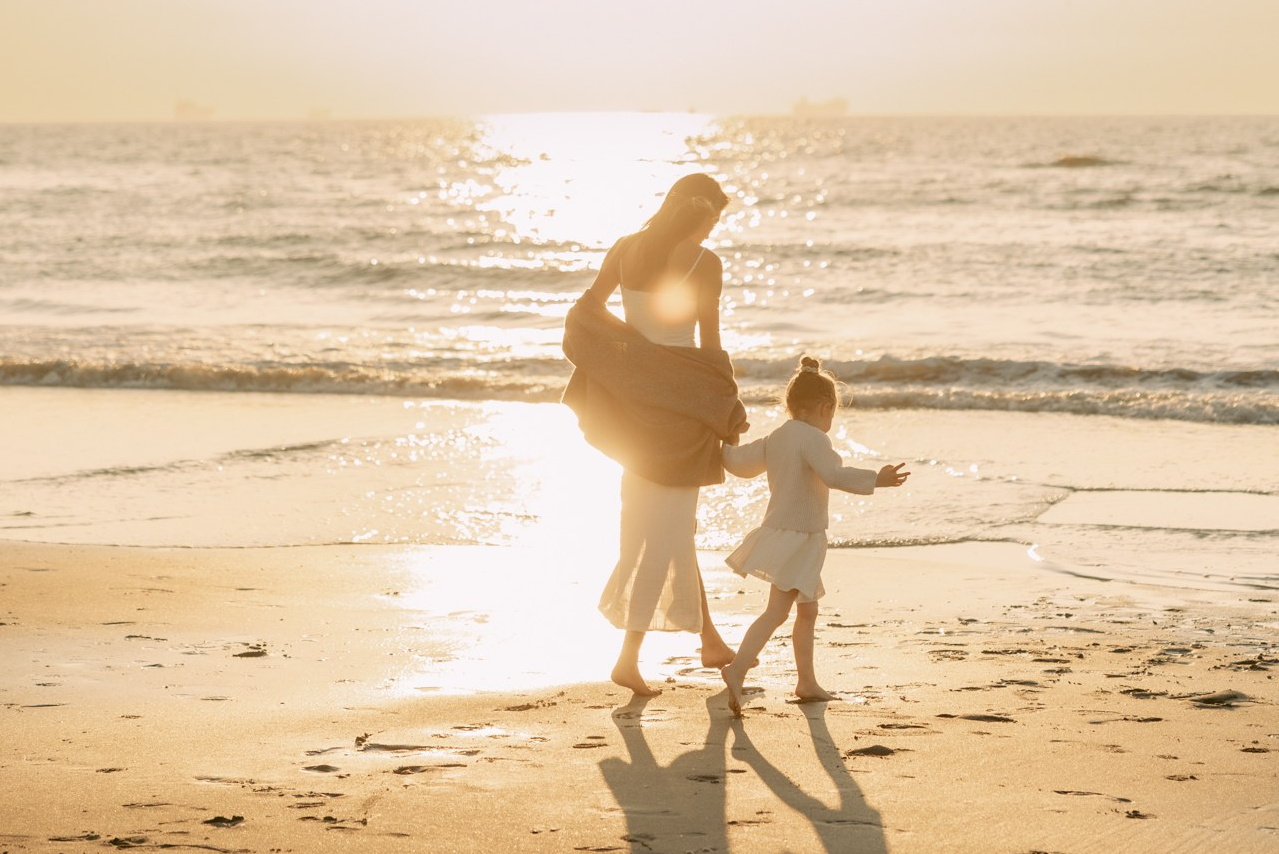 Family Photography. Romantic & Soulful Photography by Natalia Olhova in Rotterdam