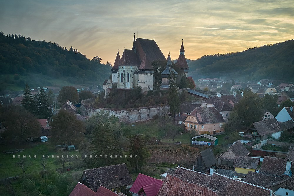 СAFE DEL PHOTO #88 «ВЕЛИКАЯ / LEE». Școala de fotografie lui Roman Ribaliov. Orașul Chișinău, Moldova