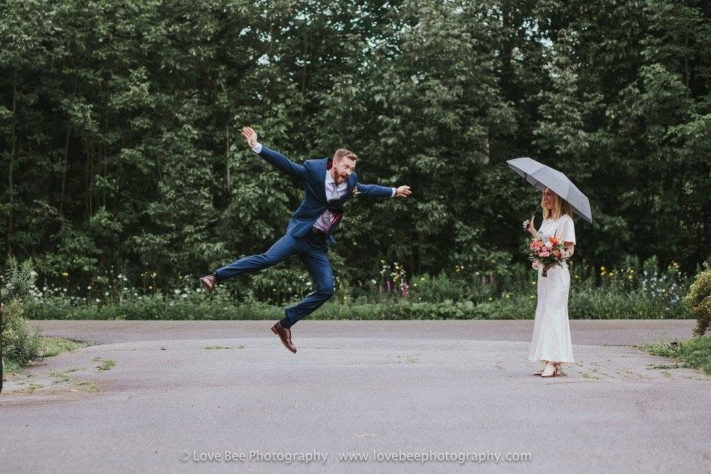 Intimate wedding and Elopement Photographer in Simcoe County, Ontario, Bobbi-jo Stuart