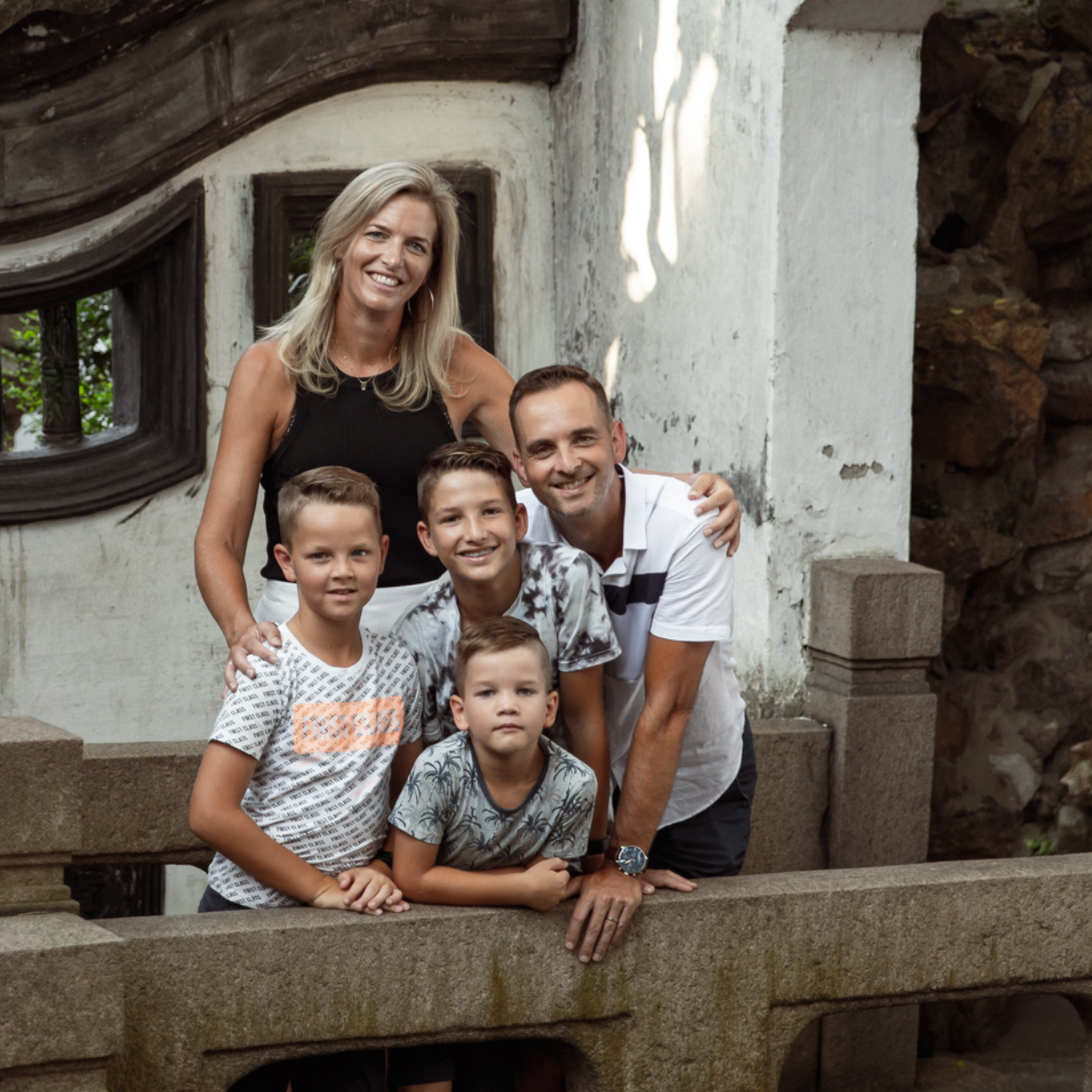 Фотограф в Шанхае — Лола Пидлуская