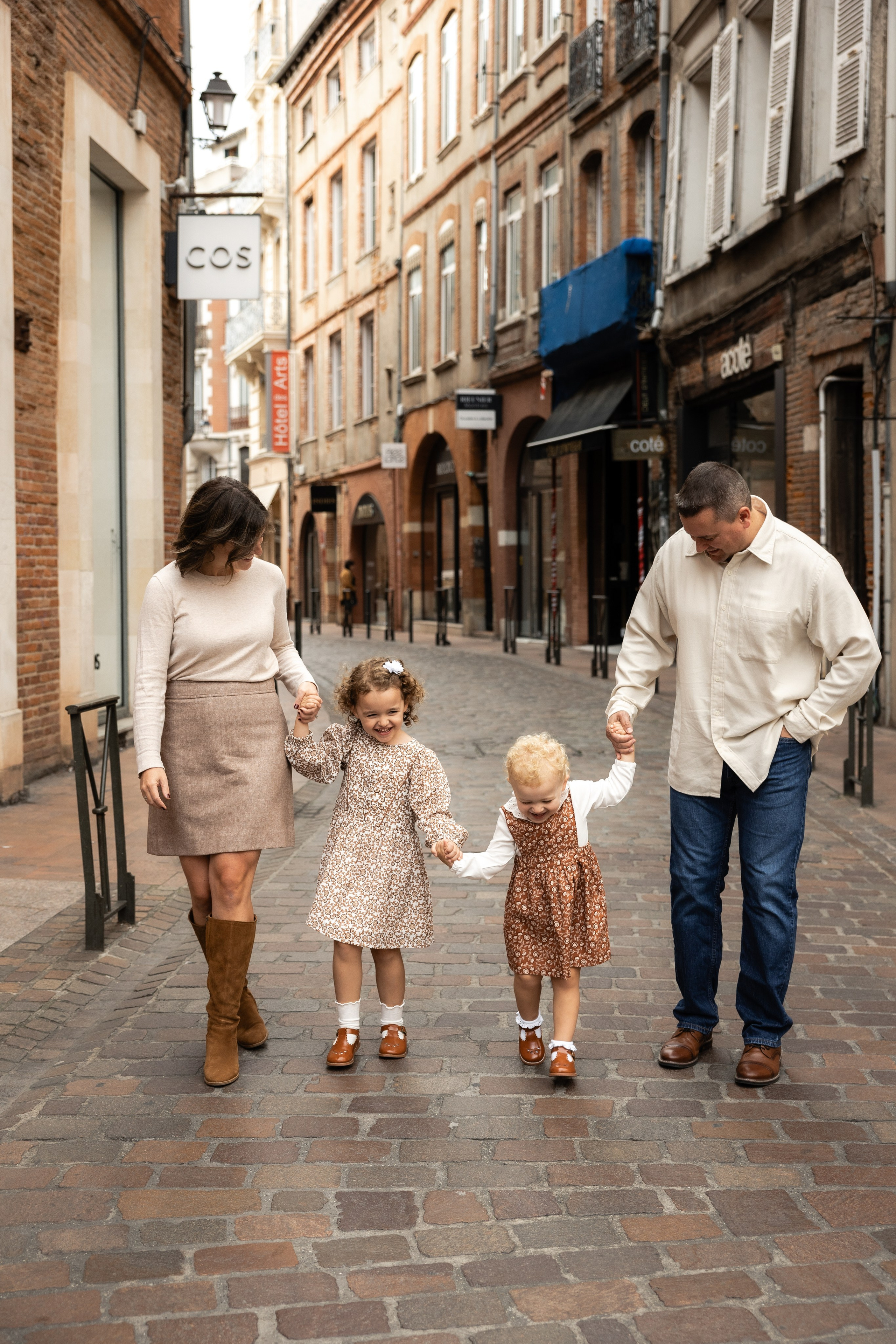 Services & rates. Eugénie Smirnova — your photographer in Toulouse and southwest France