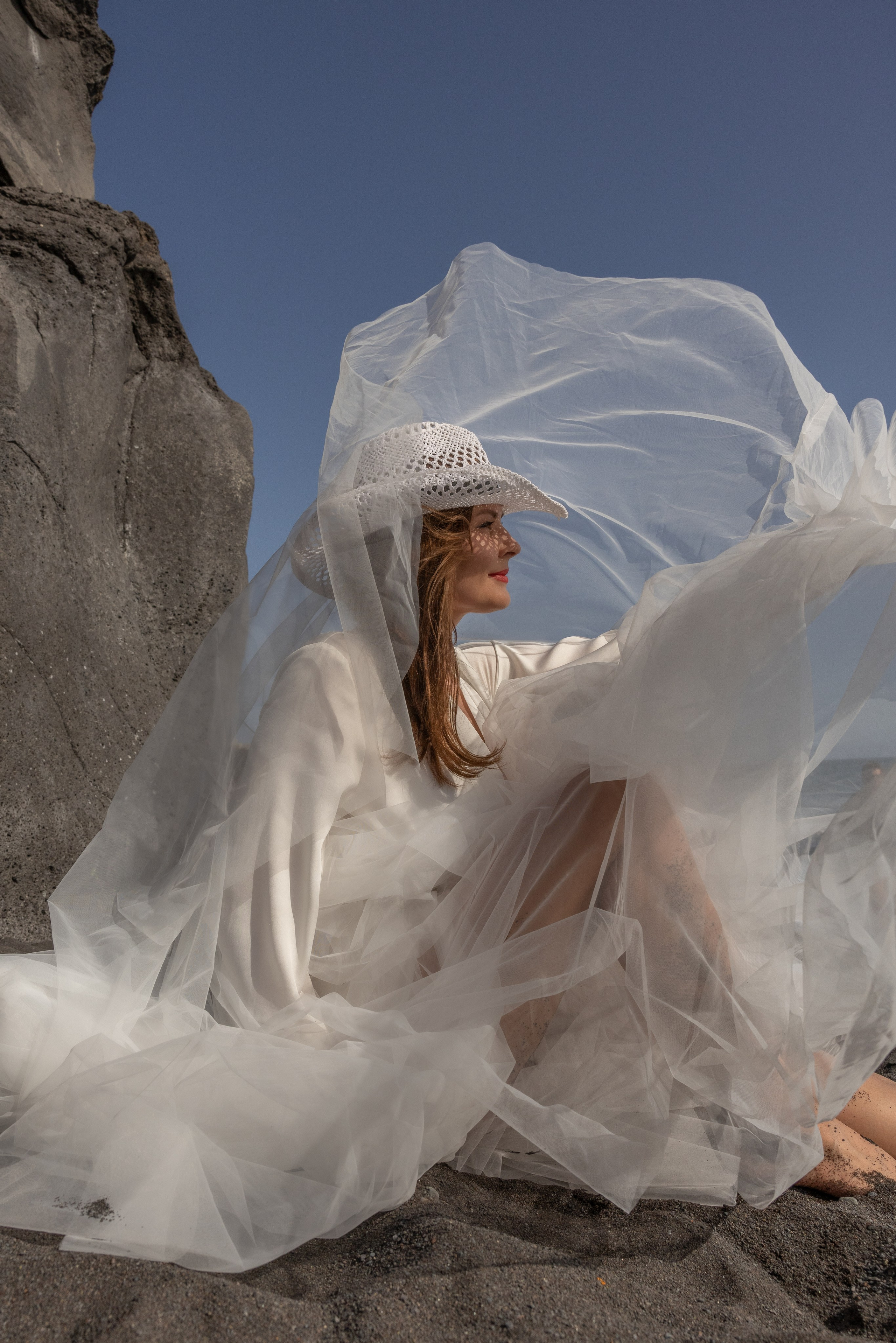 Elopement photographer in Madeira capturing natural emotions