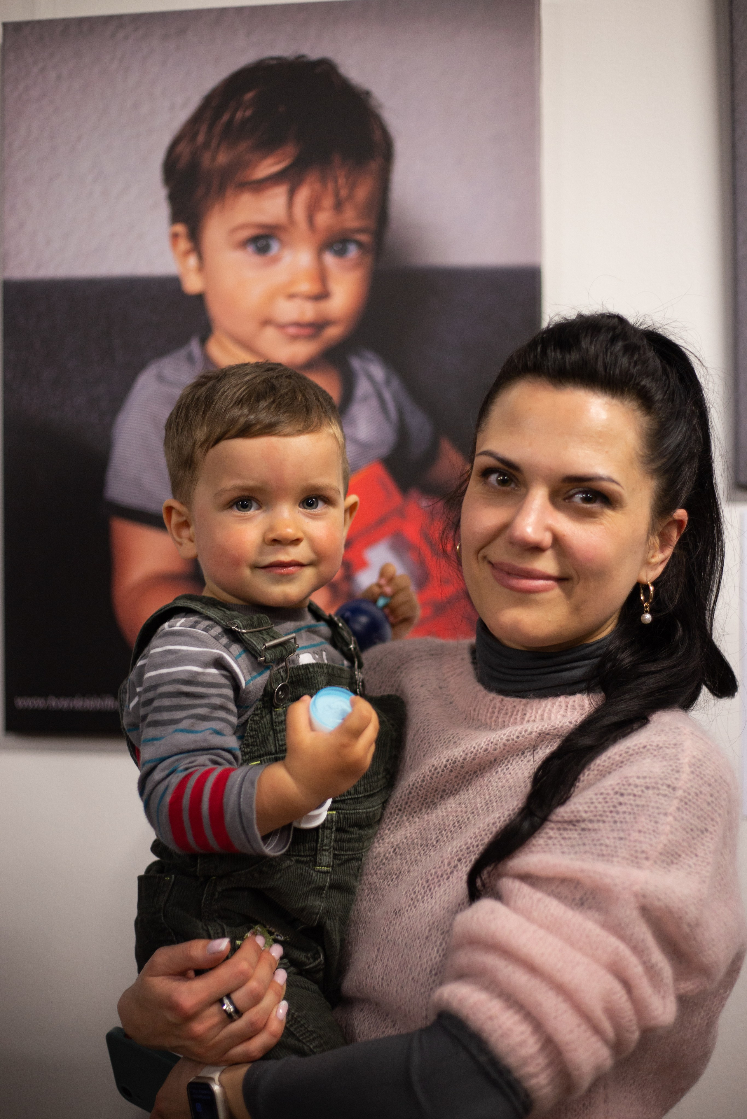 Відкриття фотовиставки Наталії Твердохліб та презентація проекту «Діти України». Наталя Твердохліб - дитячий та сімейний фотограф в Дрездені, Німеччина