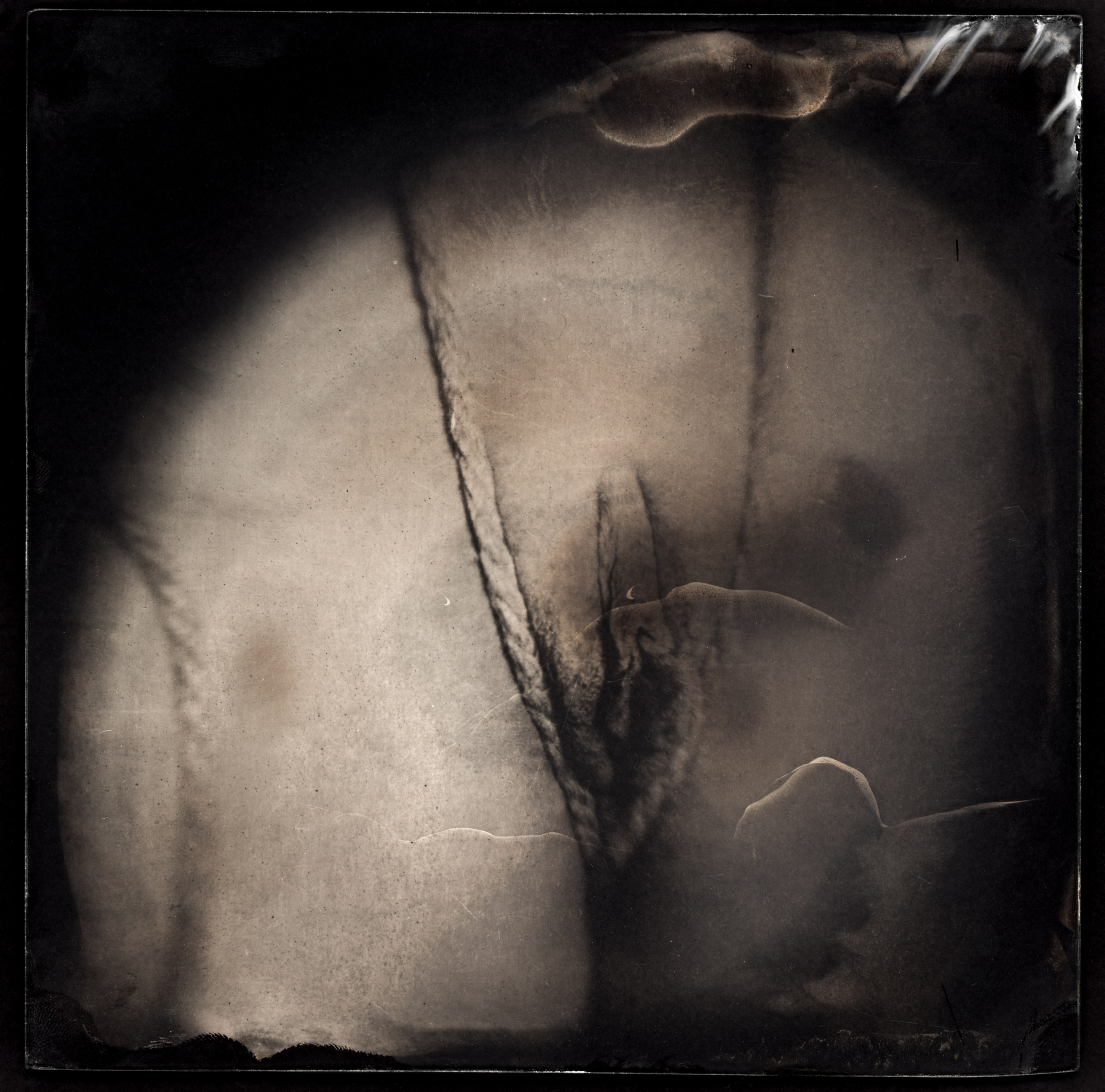NODUS. Adriano Escanhuela — Experimental