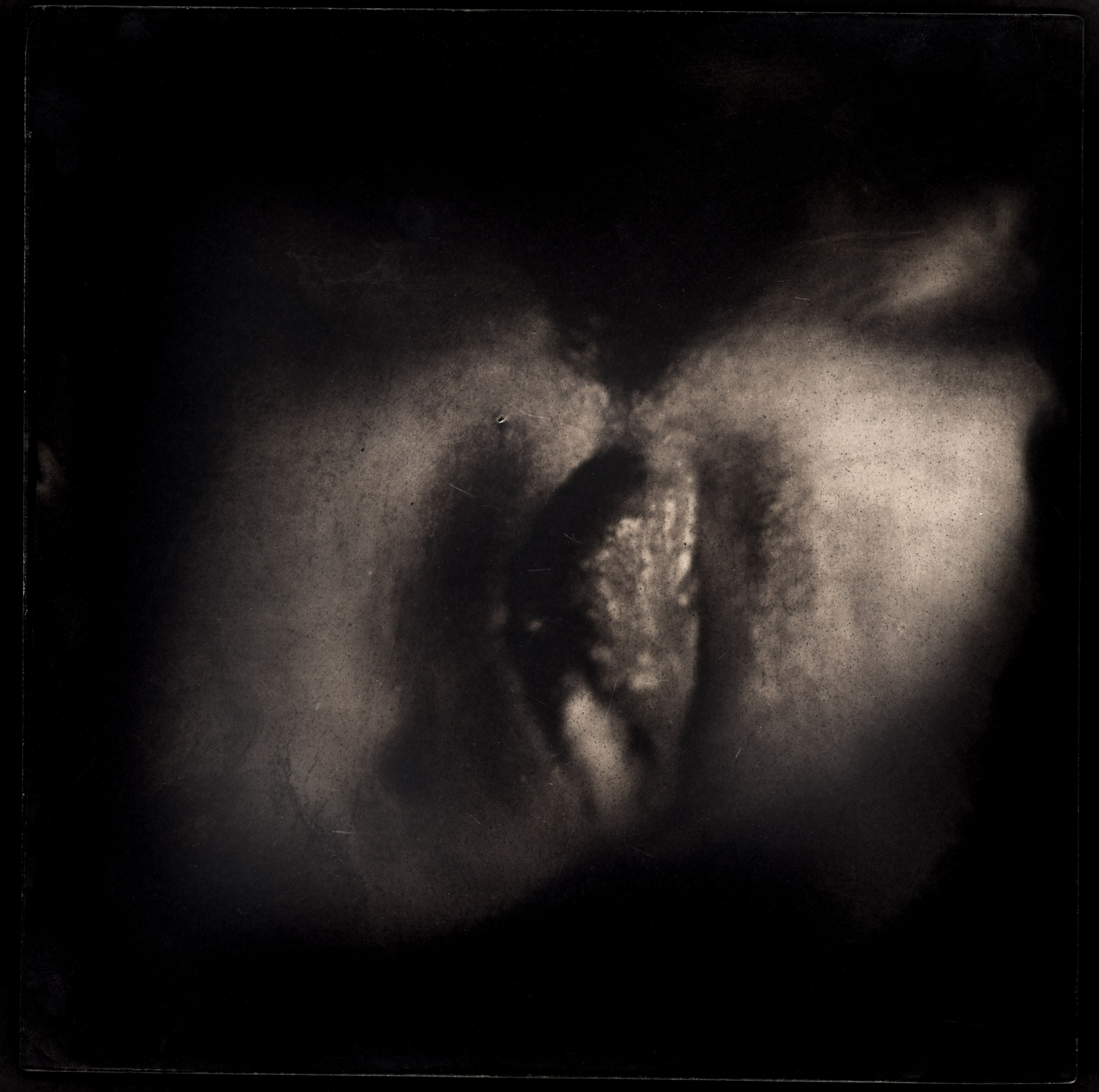 NODUS. Adriano Escanhuela — Experimental