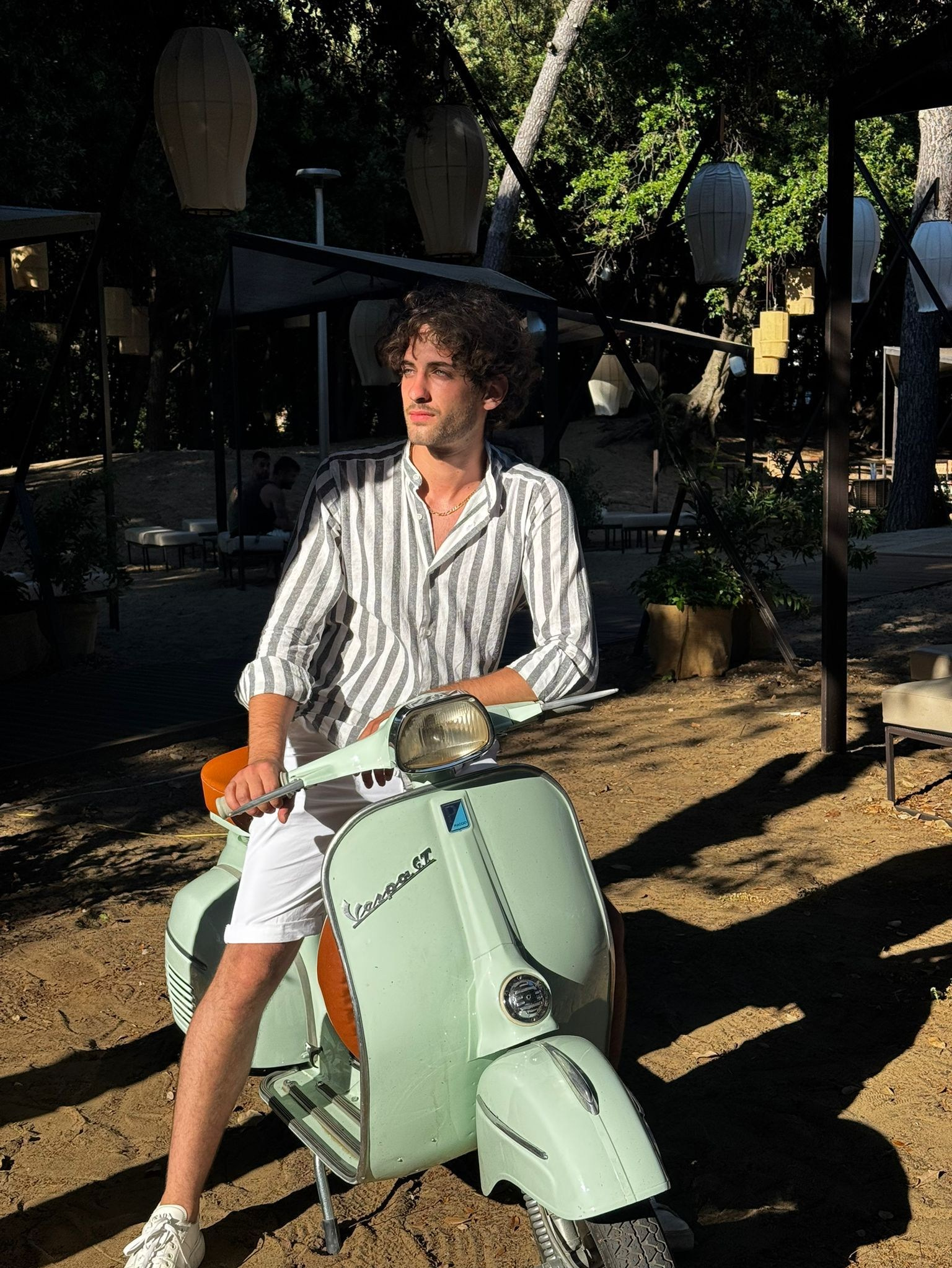 Florence styled photoshoot. Wedding and elopement photographer Italy Tuscany Como Milan Pavia Marija Galaka