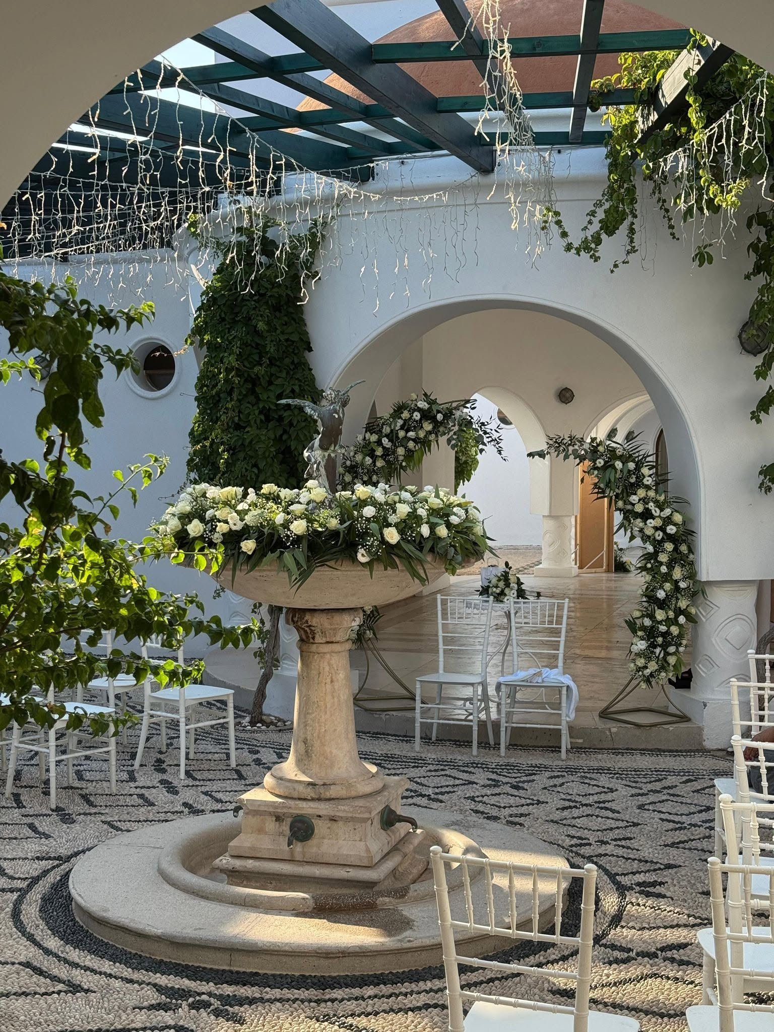 Kallithea Springs Rhodos mit historischer Architektur und Meerblick – exklusive Hochzeitslocation, organisiert von Wedding Planner Rhodes