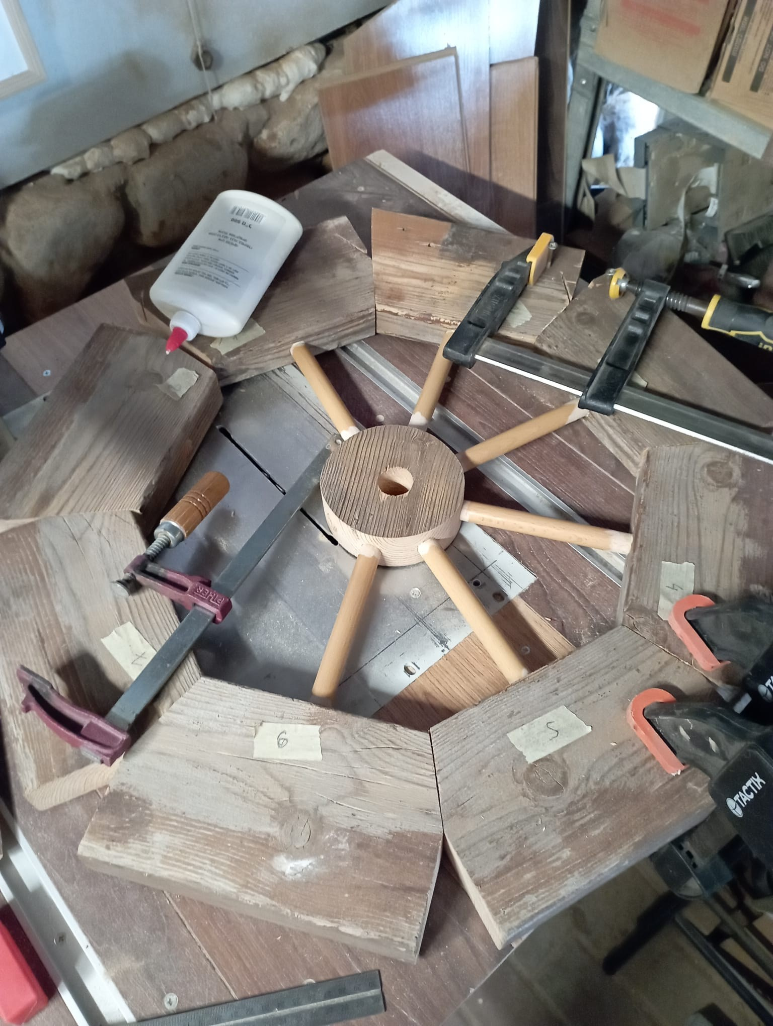 Nortman — Viking chandelier: Historical Reenactment of Viking Chandeliers. “Nortman” Club of Historical Reenactment and Stylization