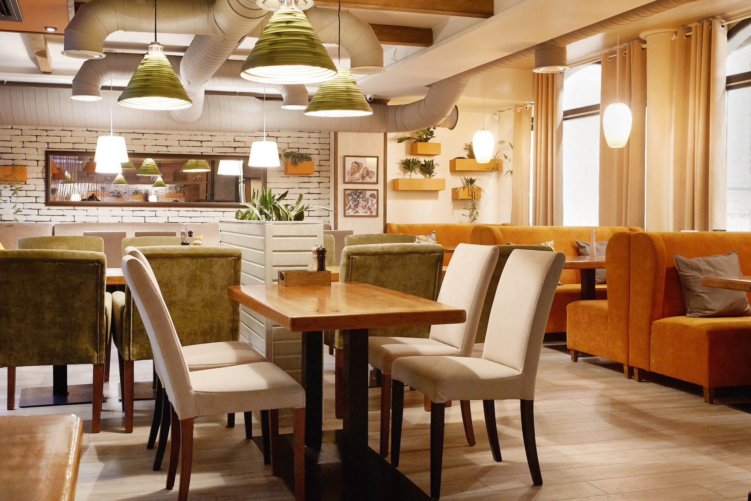 Restaurant interior photography in Berlin — Professionelle Restaurantfotografie in Berlin