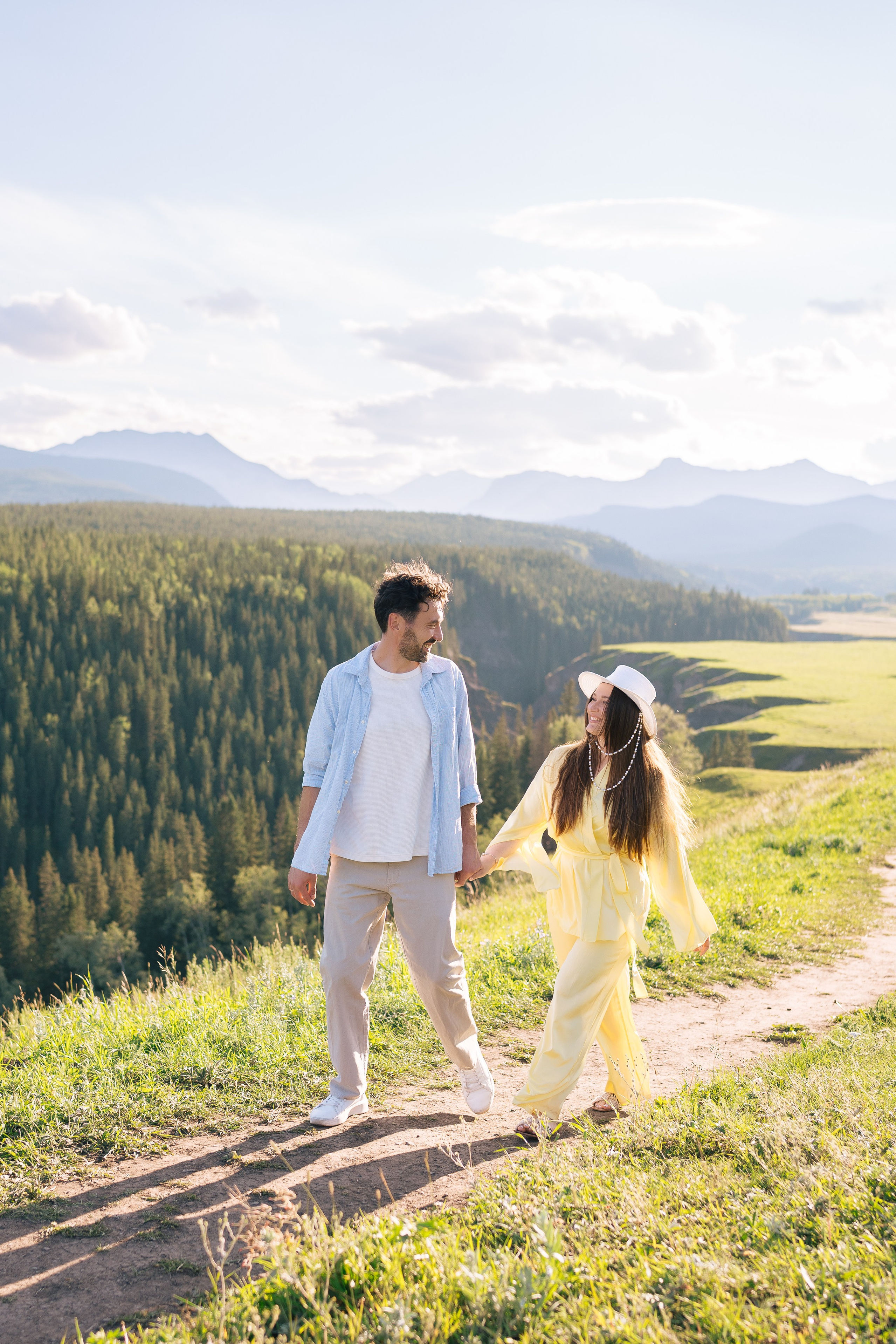 Calgary Wedding & Lifestyle Photographer — Yevhen Polishchuk