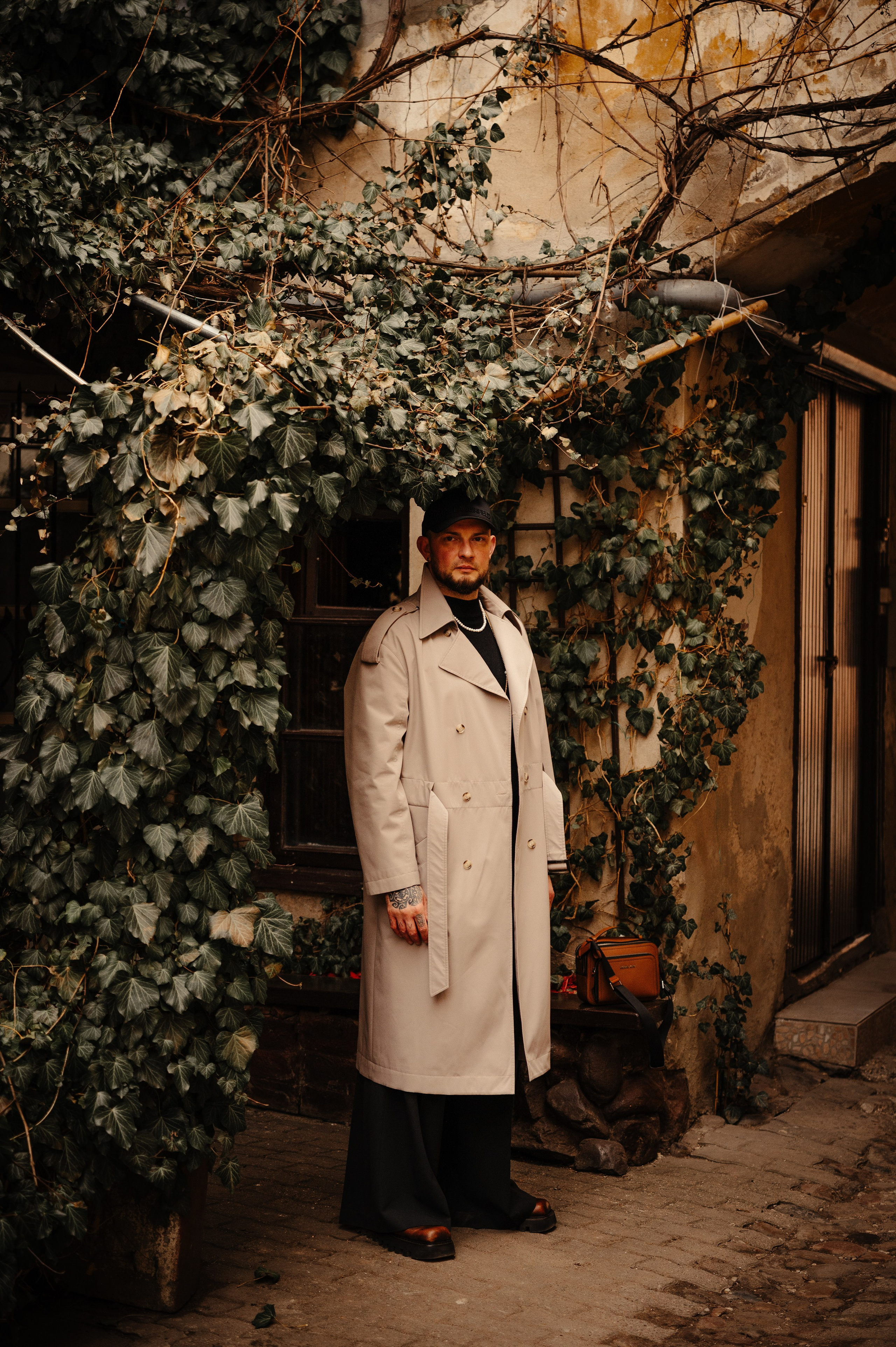 Dating Profile Photography in Vilnius | Natural Portraits for Apps & Websites. Portrait & Wedding Photographer in Vilnius — Sergey Trifonov