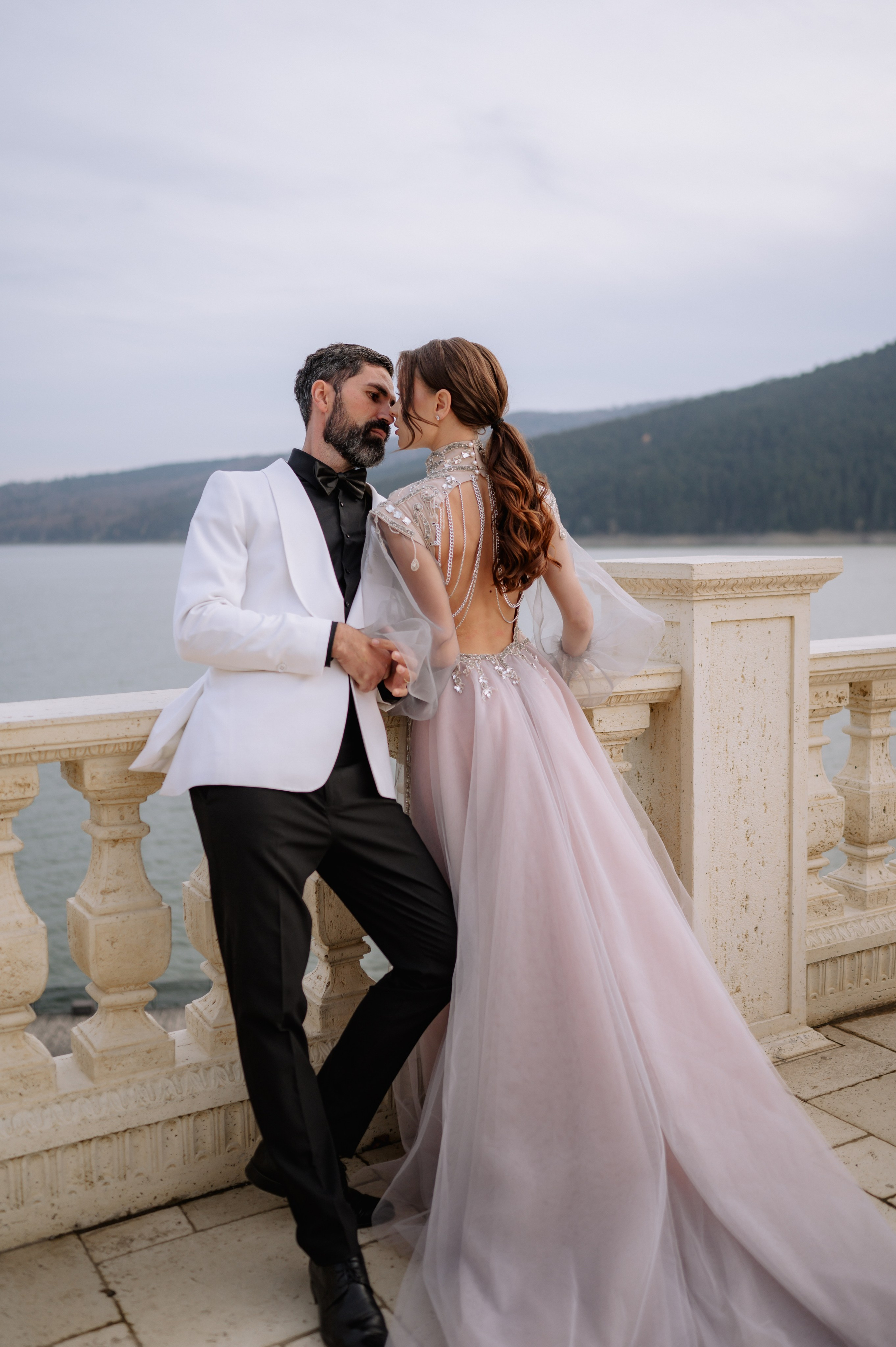 Programul din ziua nuntii. Proud Vision Weddings | Wedding Photography & Film — Servicii profesionale Foto Video Nunta Iasi