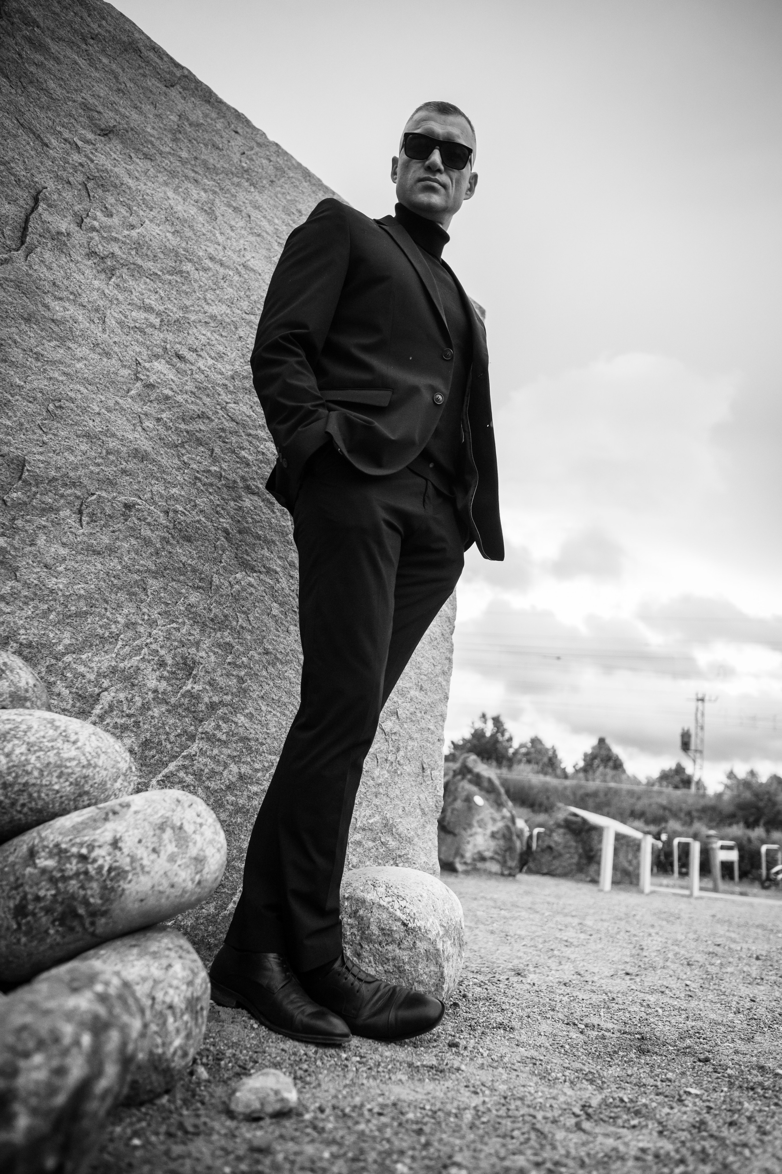 Dating Profile Photography in Vilnius | Natural Portraits for Apps & Websites. Portrait & Wedding Photographer in Vilnius — Sergey Trifonov