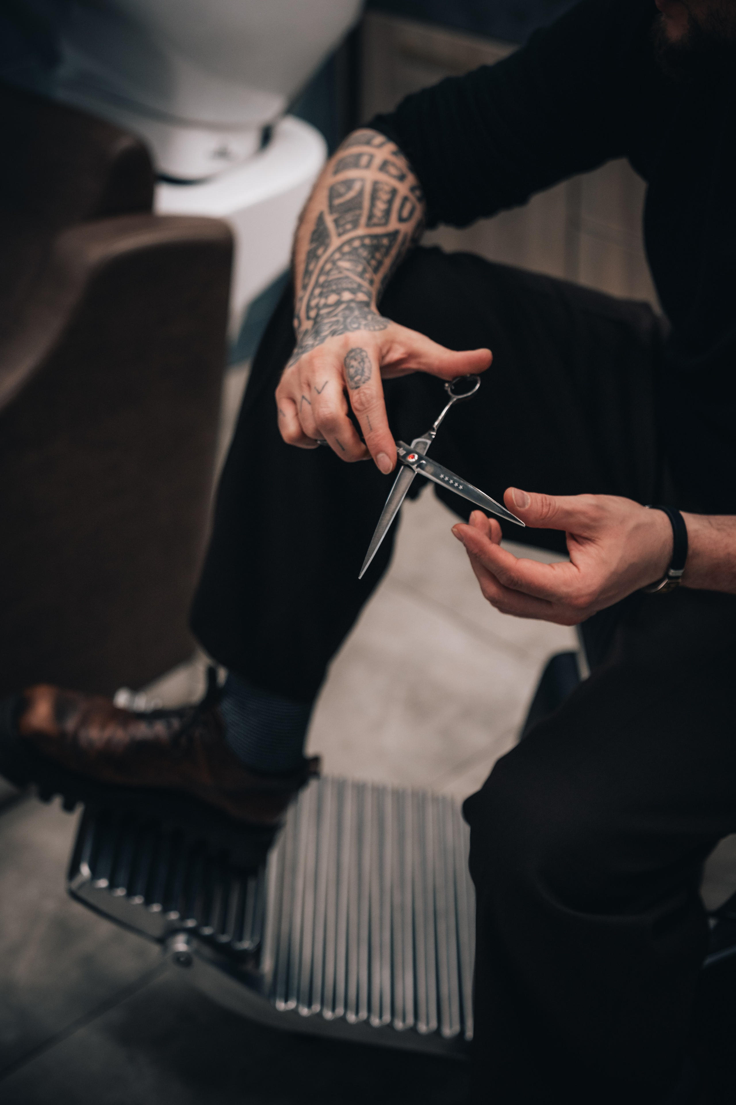 Dating Profile Photography in Vilnius | Natural Portraits for Apps & Websites. Portrait & Wedding Photographer in Vilnius — Sergey Trifonov