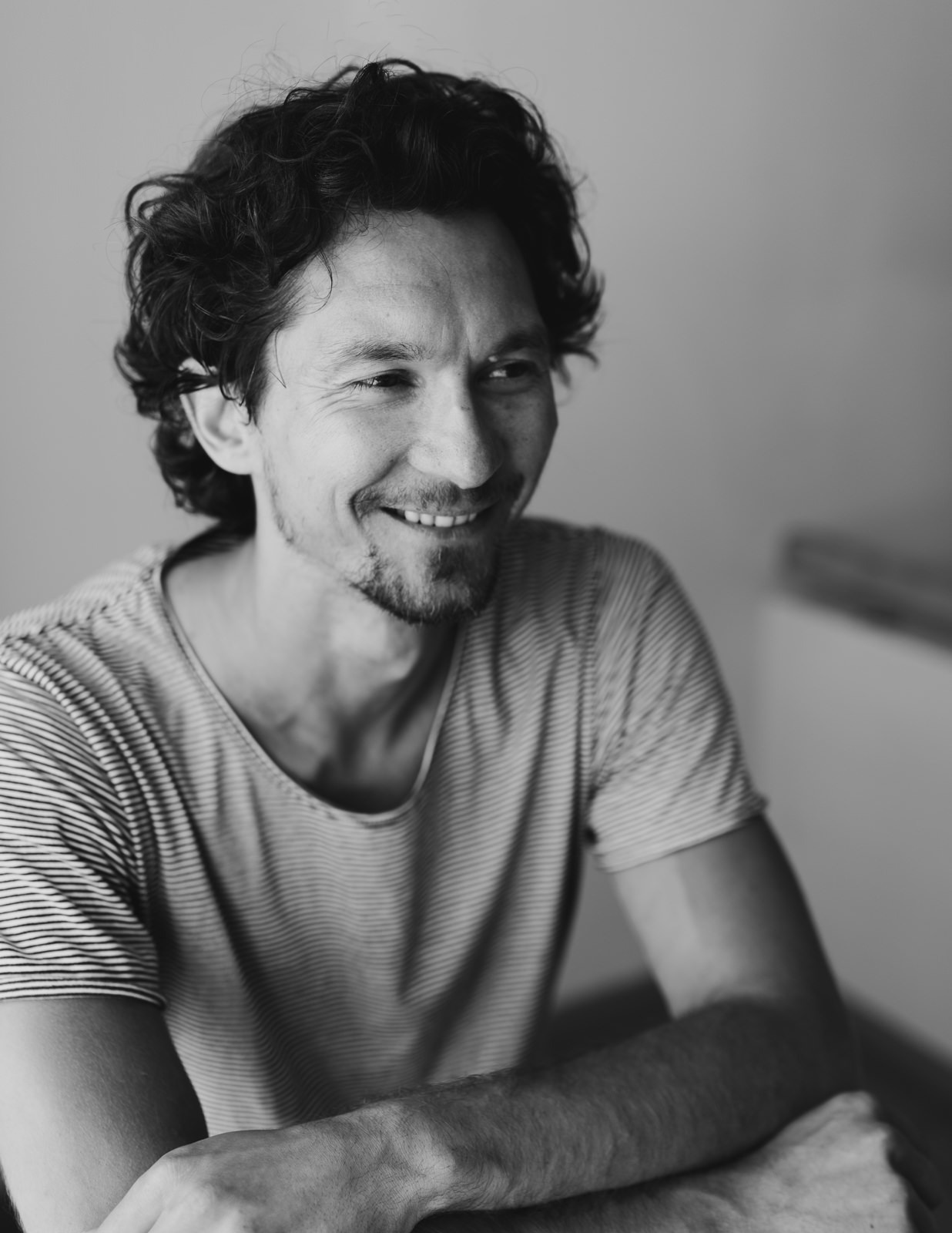 WEDDING AND FAMILY PHOTOGRAPHER FROM RIGA