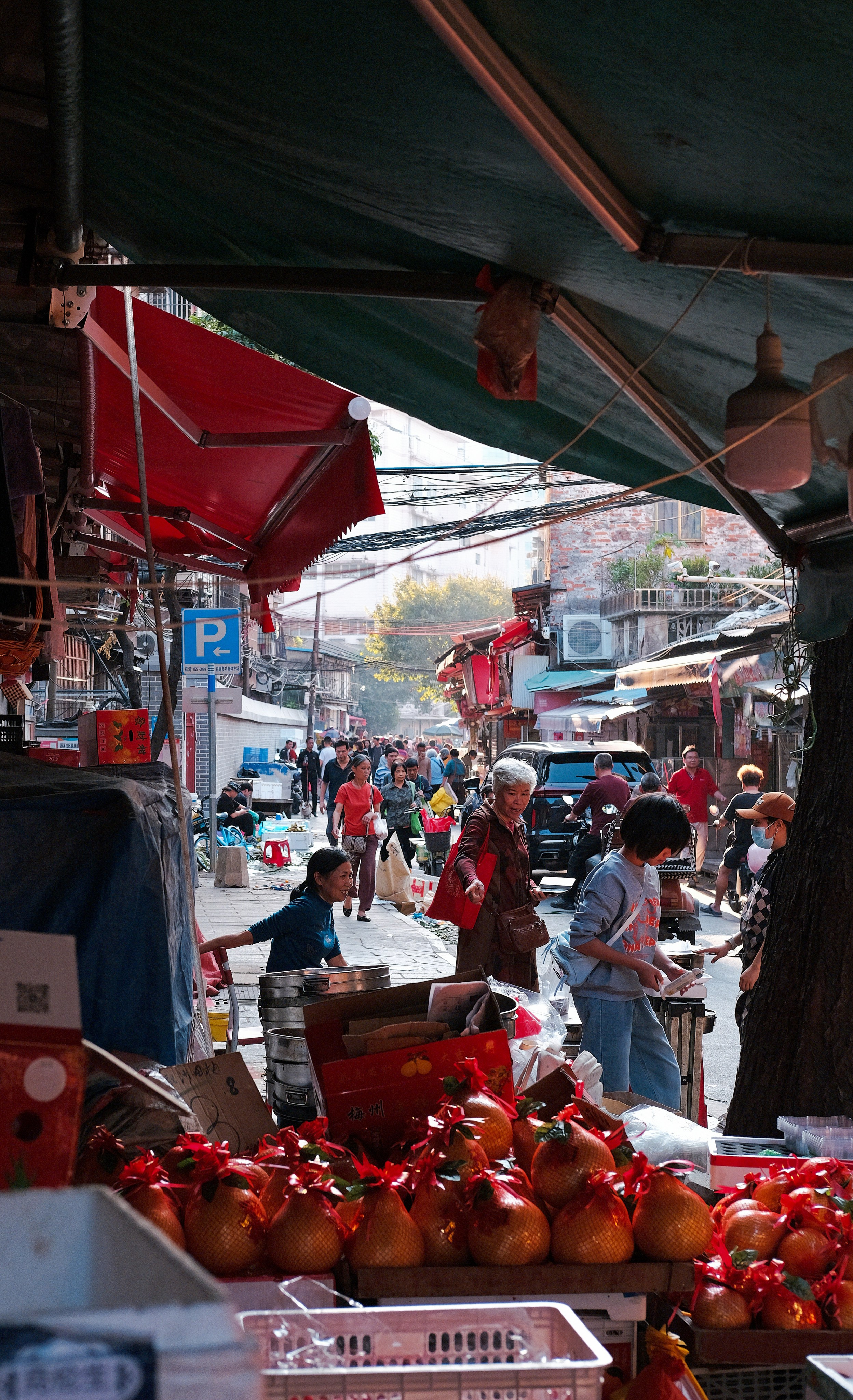 Chinese New Year 2026 |&nbsp;Street Photography&nbsp;| China, Guangzhou