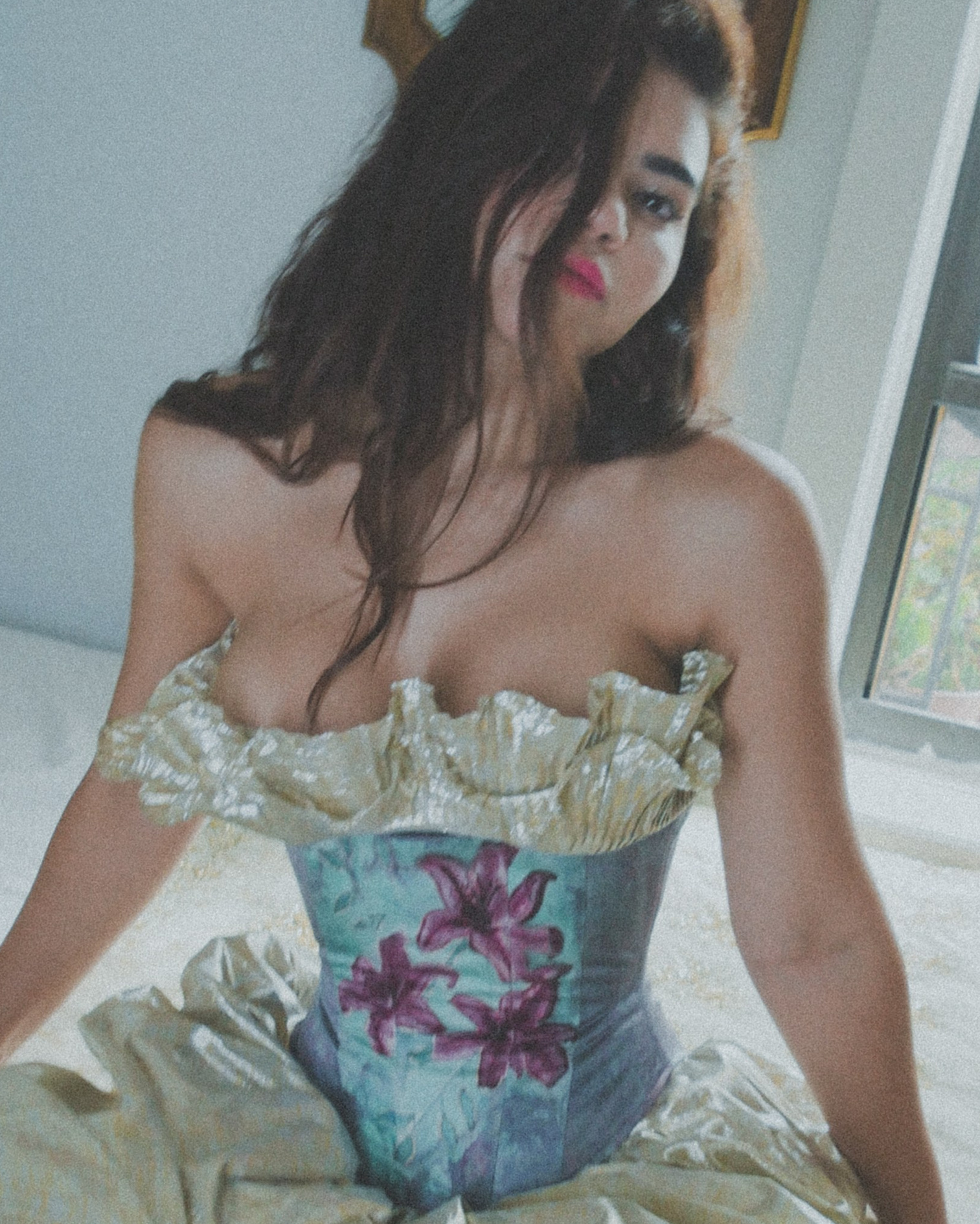 Aeterna corsets. Home