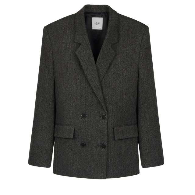 Blazer de lana oscura en maniqui invisible