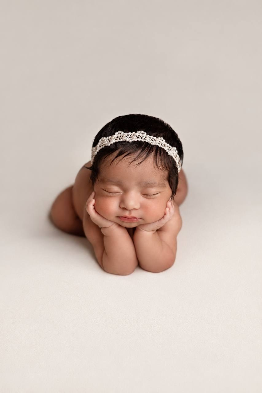Mary Newborn Photo