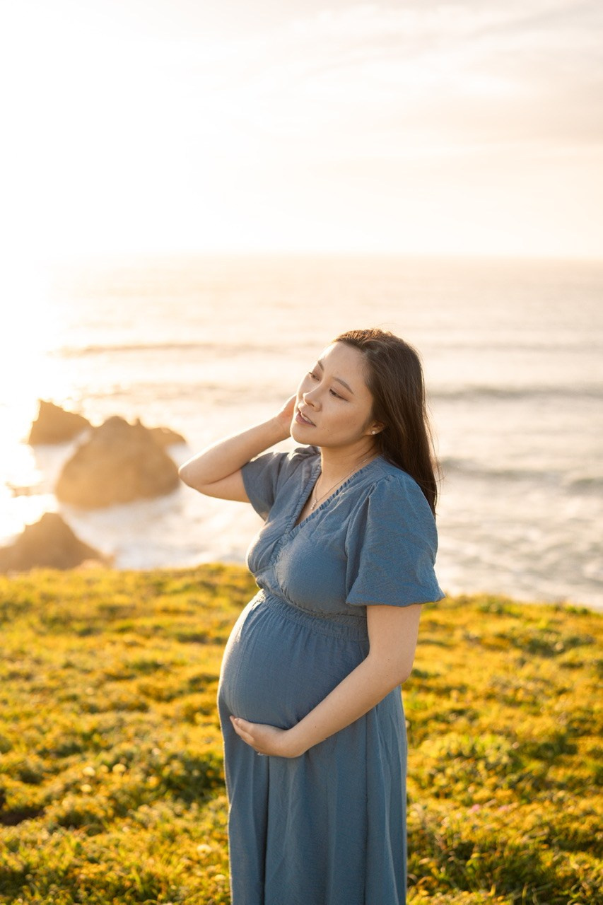 Golden Light & Ocean Breeze — A Maternity Session at Mori Point. Maternity, family and newborn photography in San Francisco Bay Area
