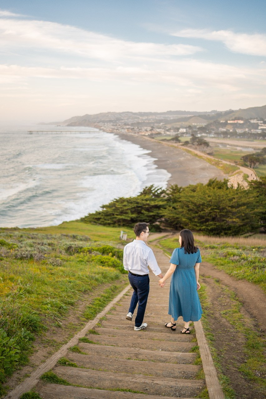 Golden Light & Ocean Breeze — A Maternity Session at Mori Point. Maternity, family and newborn photography in San Francisco Bay Area