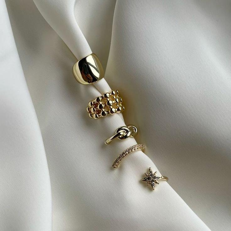 Аксессуары и бижутерия