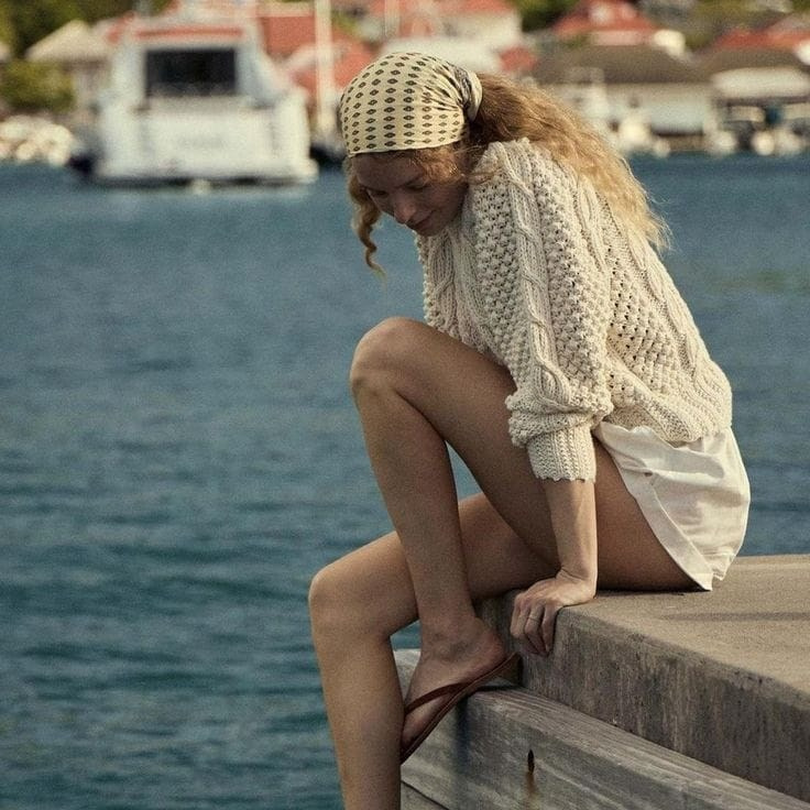 Why do knitted clothes look good in a beach photoshoot?. Los Angeles Photographer — Venice Beach, Santa Monica, Malibu