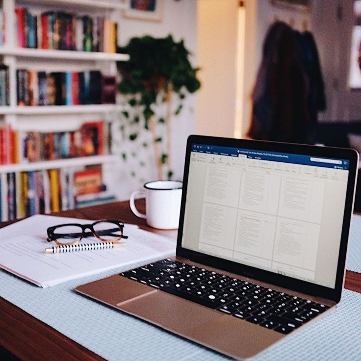 AGENZIA DI SERVIZI PERSONALI. Fotografa e Videografa in Puglia Sokhova Albina