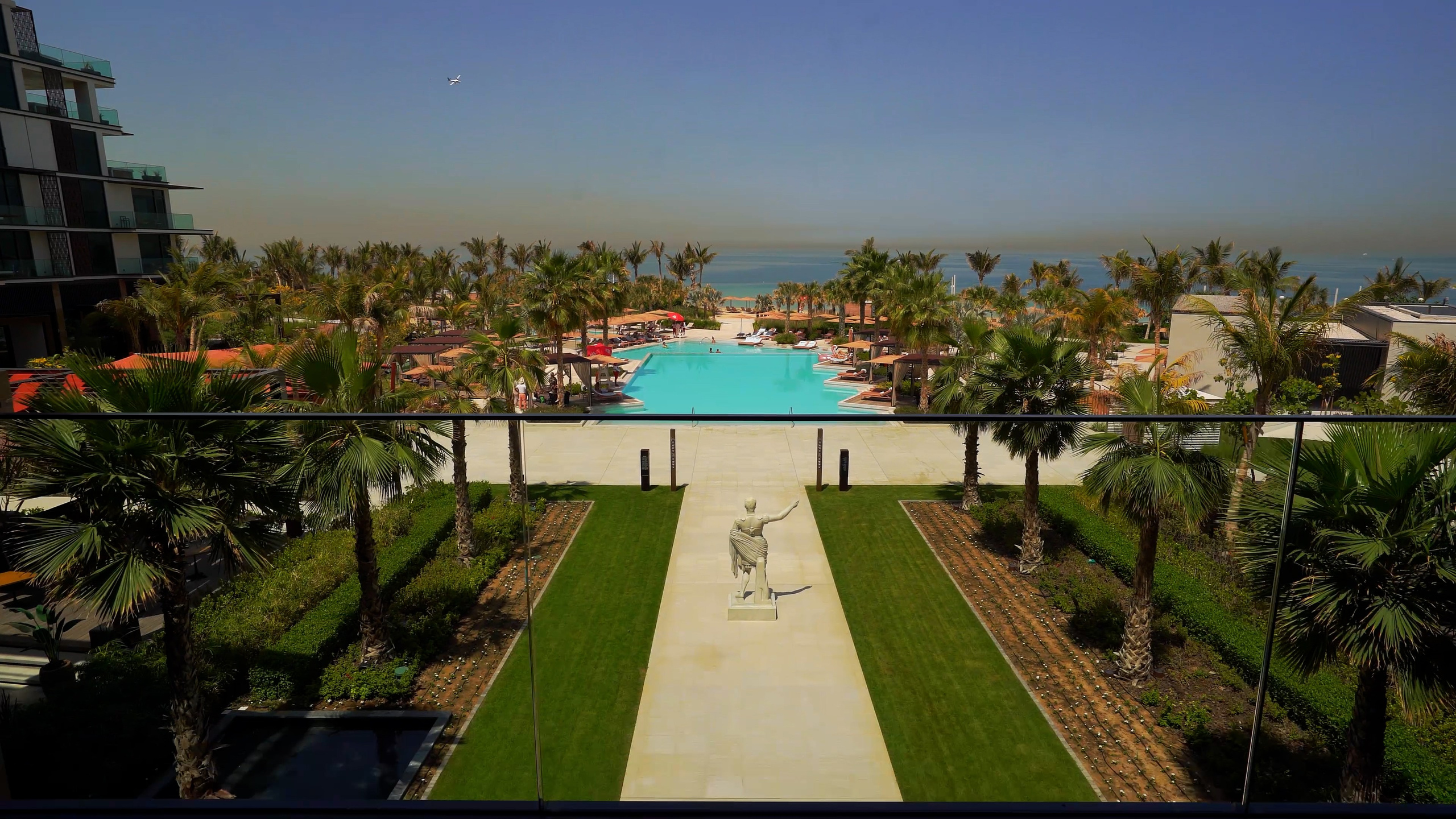 Hell’s Kitchen by Gordon Ramsay in Dubai. RightNow Production