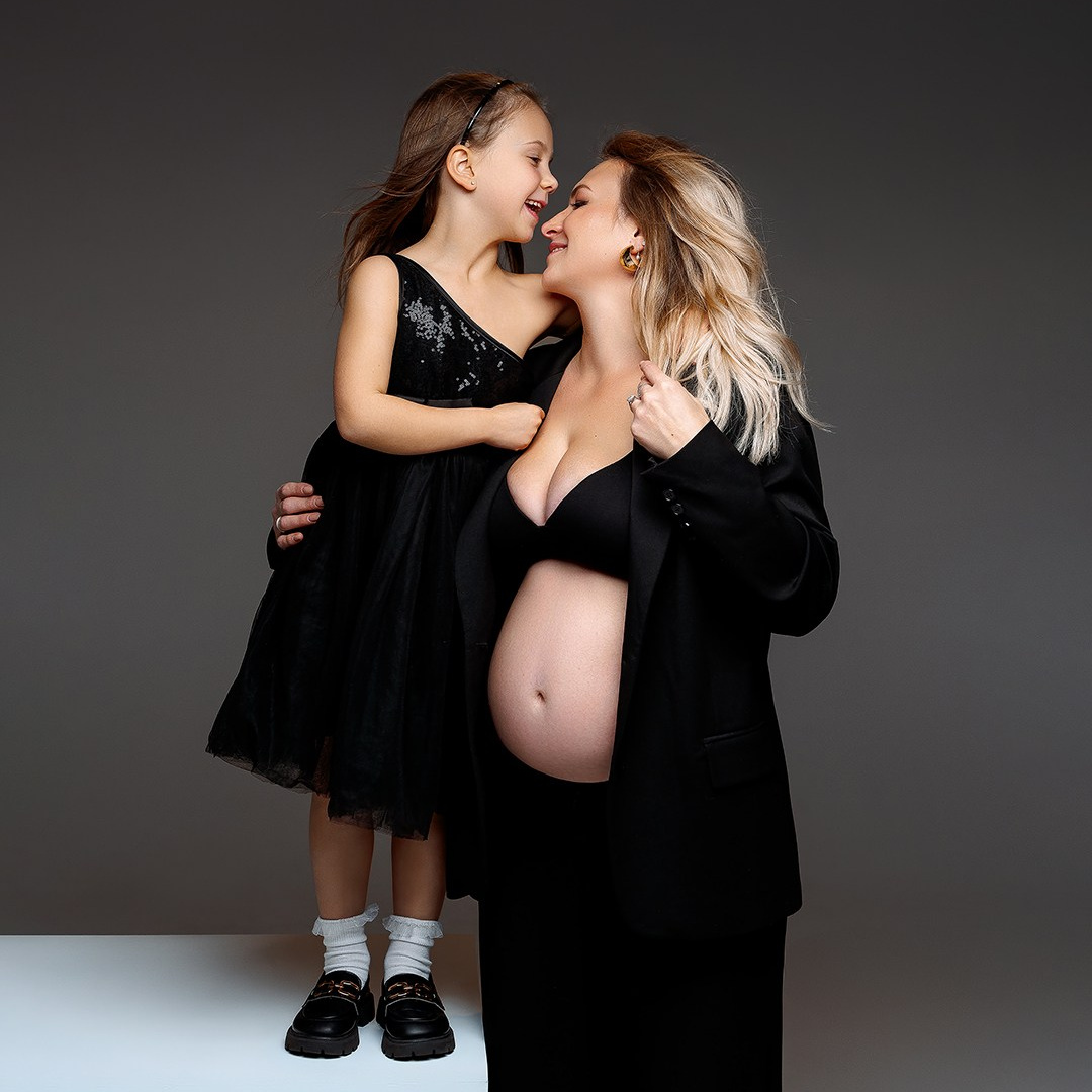 Zwangerschapsfotoshoot – Tijdloze Herinneringen aan een Bijzondere Periode. Little Birdie – Jouw familie- en huwelijksfotograaf in België en daarbuiten