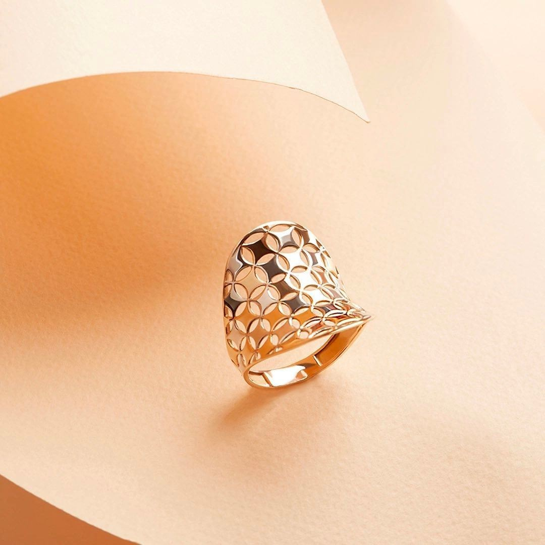 Jewelry. Fashion and portrait photographer Inga Makeyeva