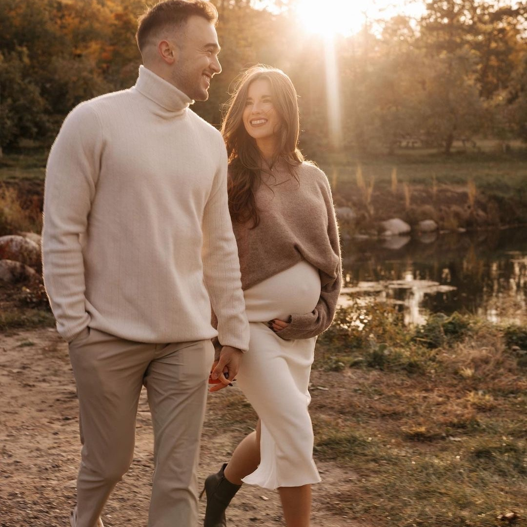 What to Wear for a Couple Photoshoot in Paris: Autumn Edition đ. Photographer in Paris Yulia Shkadina | Couples, engagement, pre-wedding, individual photo-shoots in Paris at the best locations