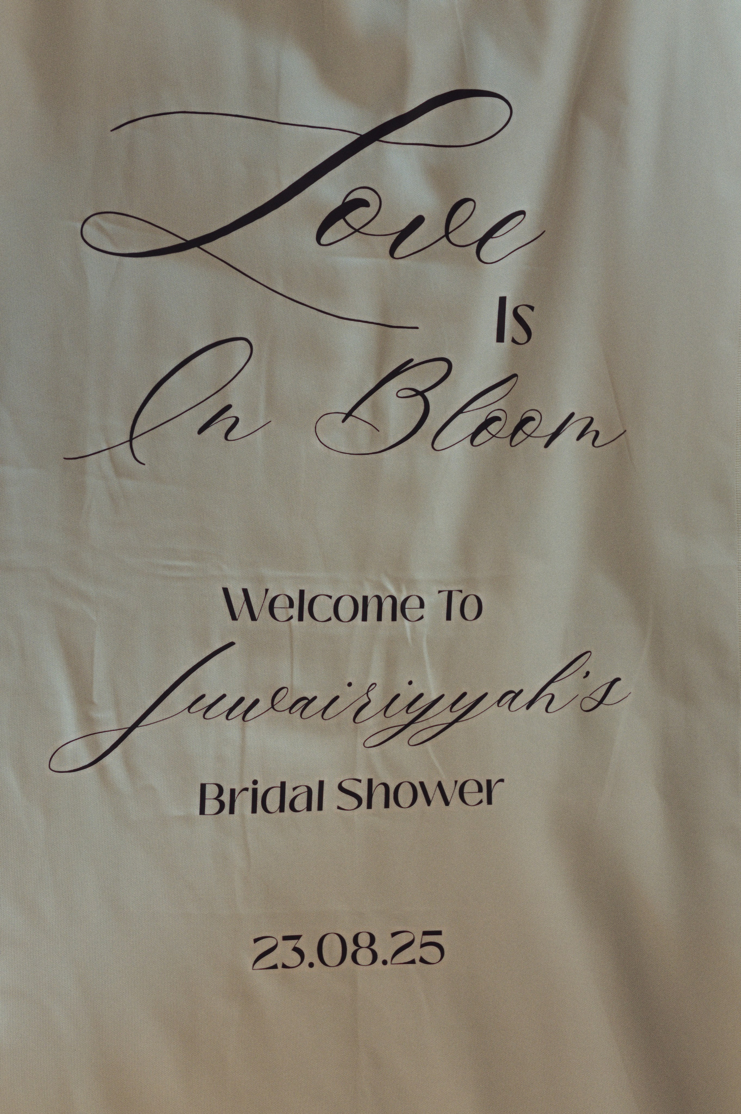 Love is in Bloom sign — table styling for hen party in Bodrum