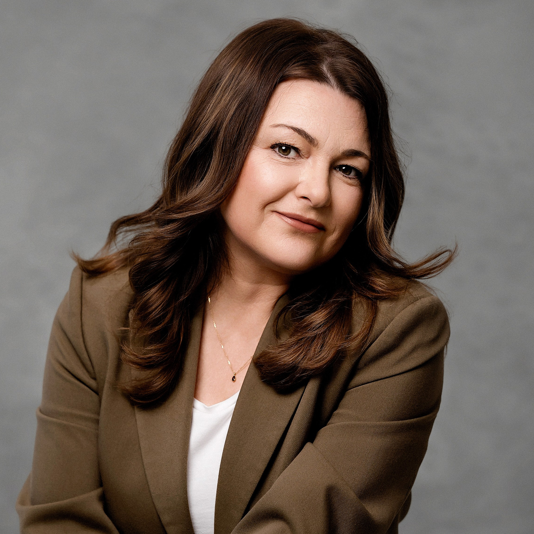 Kontakt. Portraitfotografie in Gründau Elena Ohnstedt